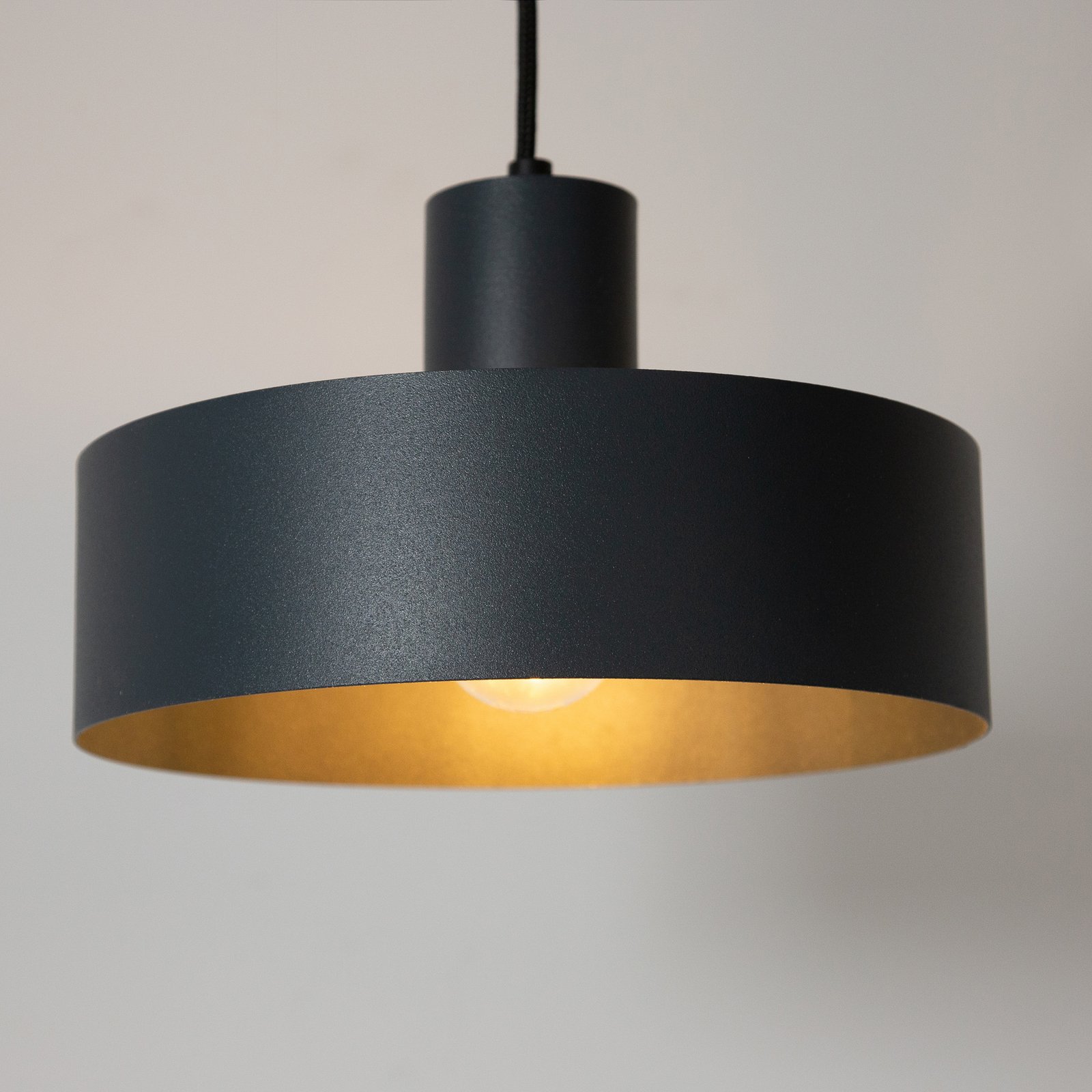 Hängeleuchte Rif M, anthrazit, 1-flammig, Ø 25 cm, Stahl