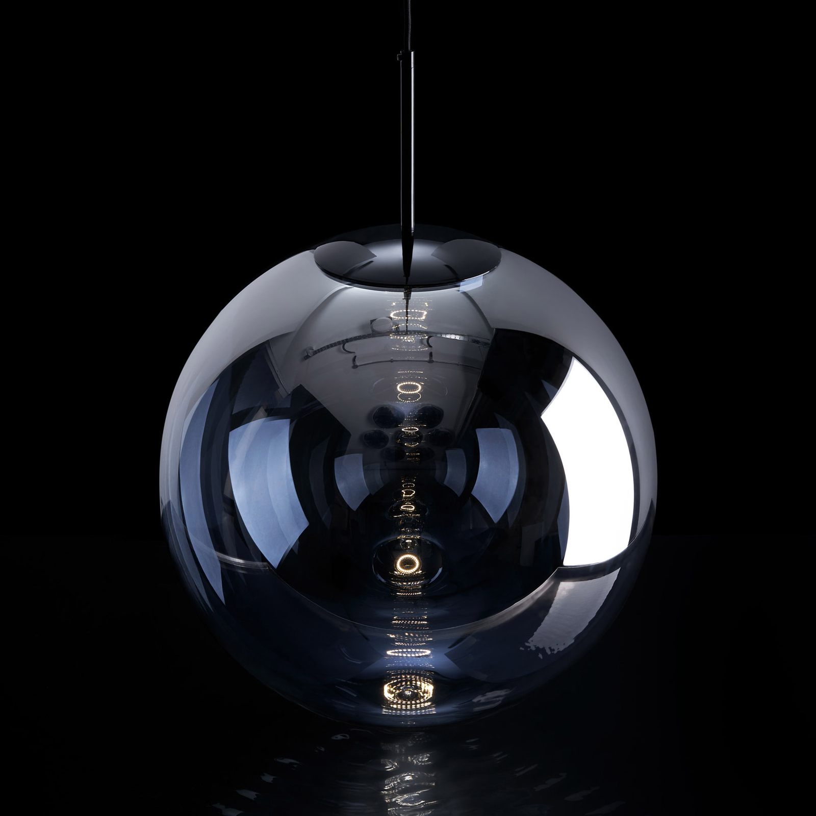 Tom Dixon Globe LED rippvalgusti, kroomitud