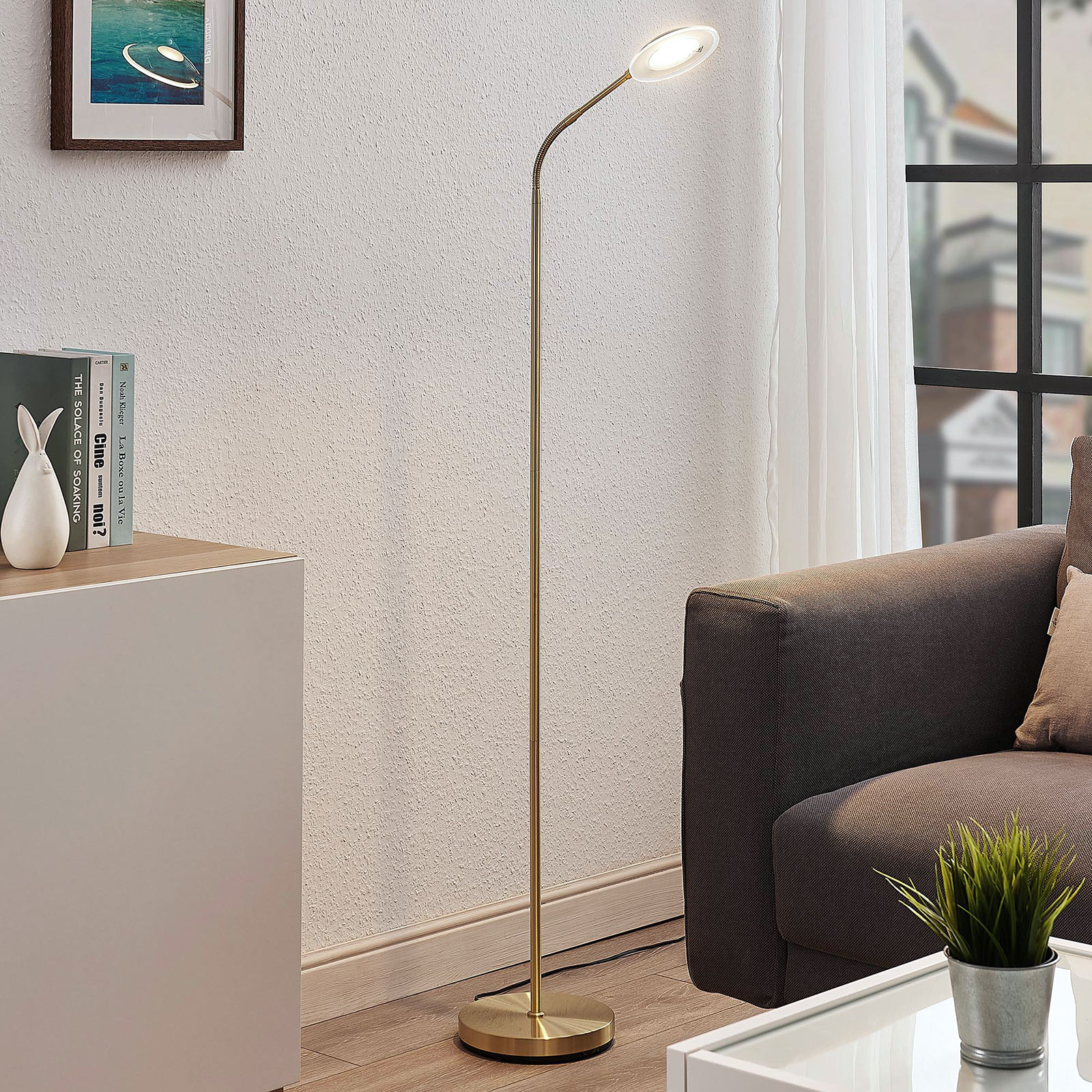 Lindby Meghan LED reading lamp, adjustable, brass, for Living / Dining Room, iron, glass, polycarbonate, 5 W, energy efficiency: A+, H: 144 cm