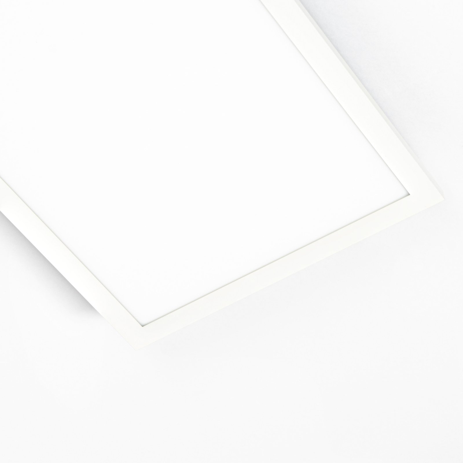 Luay LED Ceiling Lamp 3000-6000K 30x120 White - Lindby