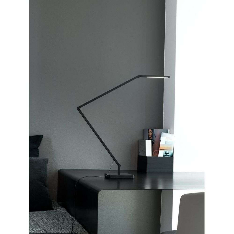Nemo Lighting Untitled Linear Bordslampa 3000K, svart från Nemo Lighting