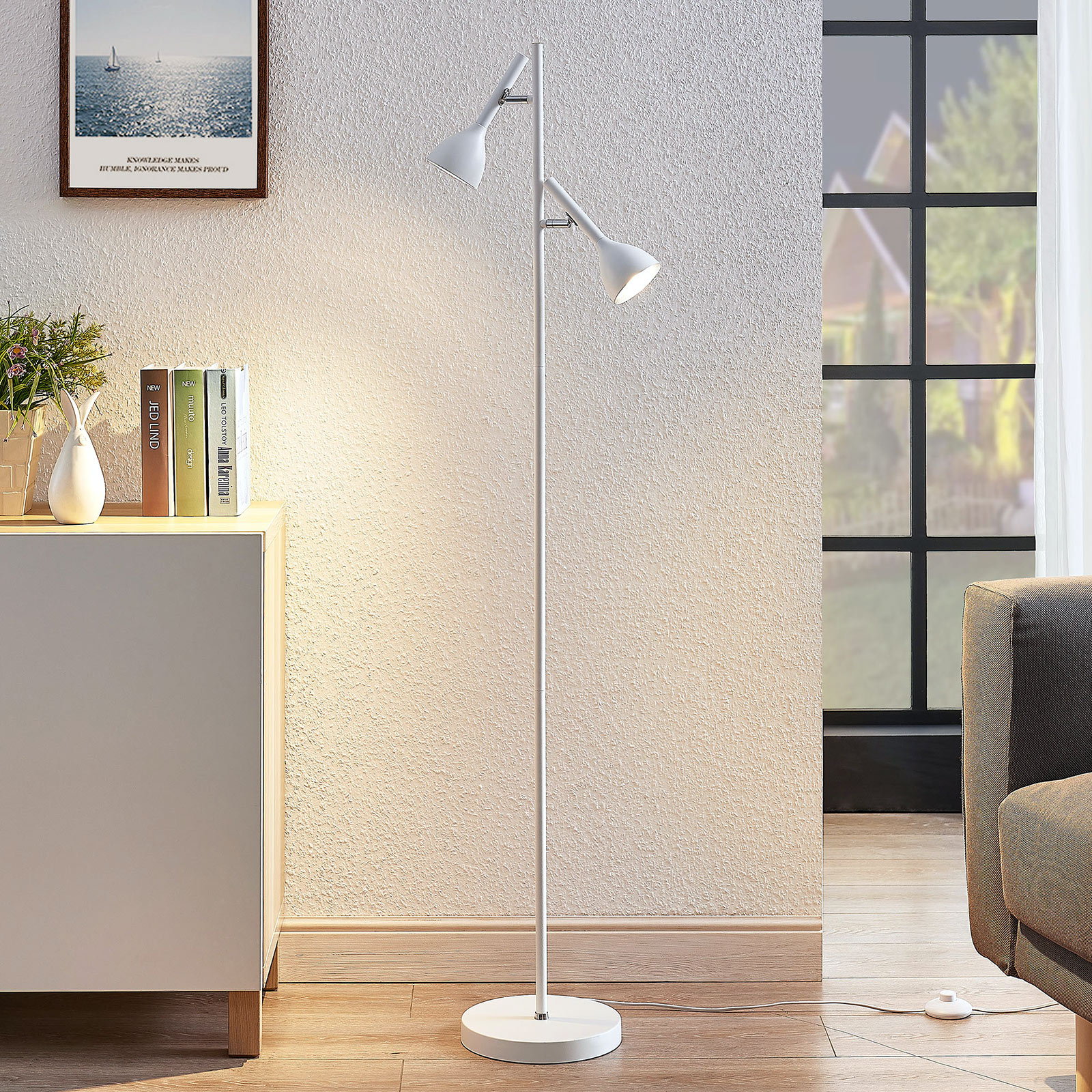 Stehleuchte Nordwin, 2-flammig, weiß-silber