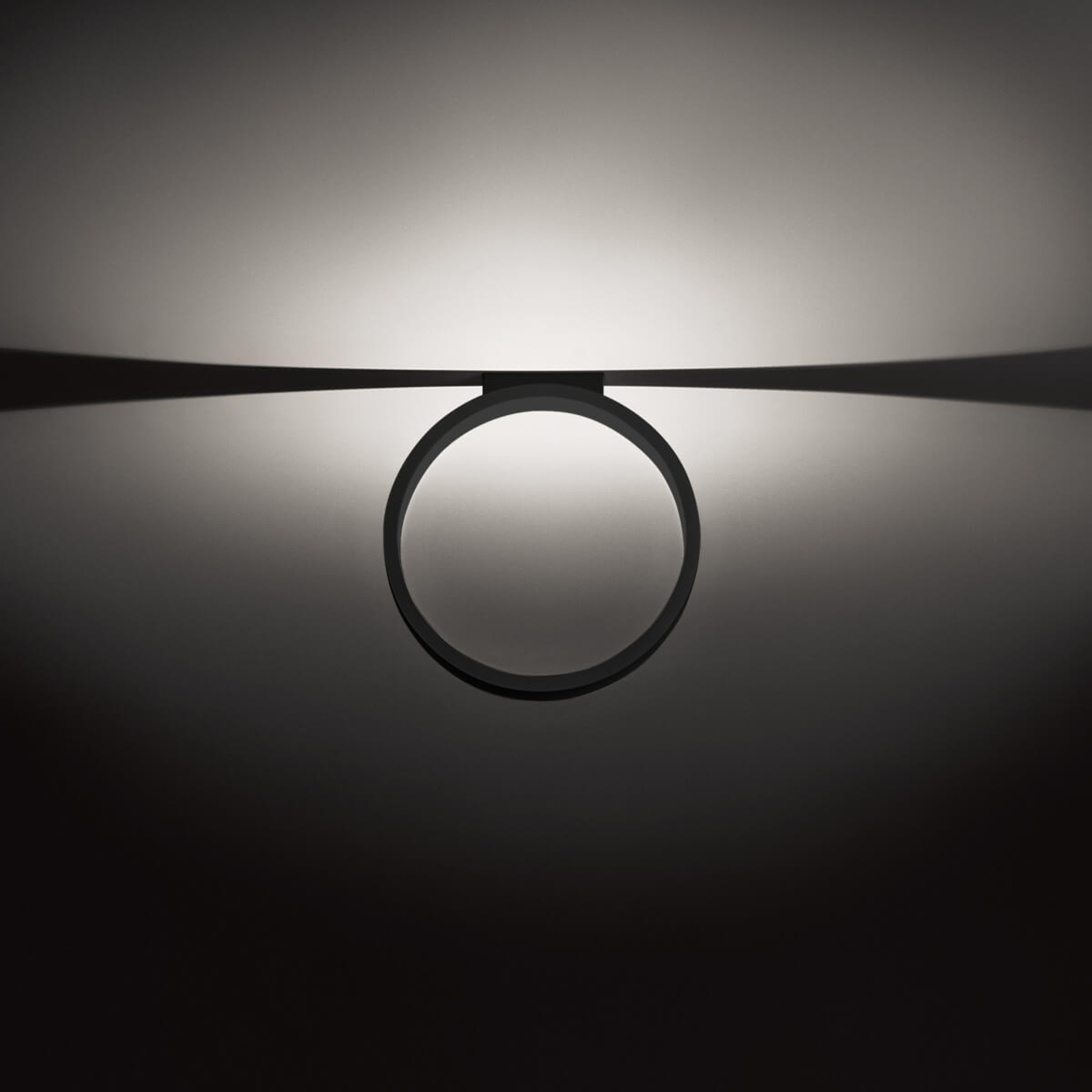 Cini&Nils Assolo - LED stropní svítidlo černé 43 cm