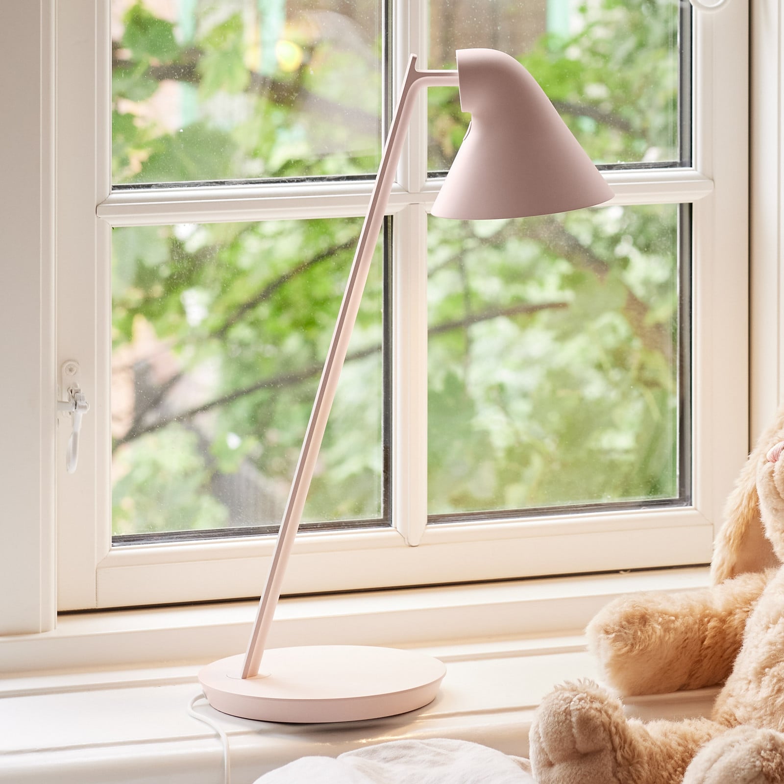 NJP Mini Bordlampe Soft Rose Louis Poulsen - Stue - Design - Metal - Med skærm