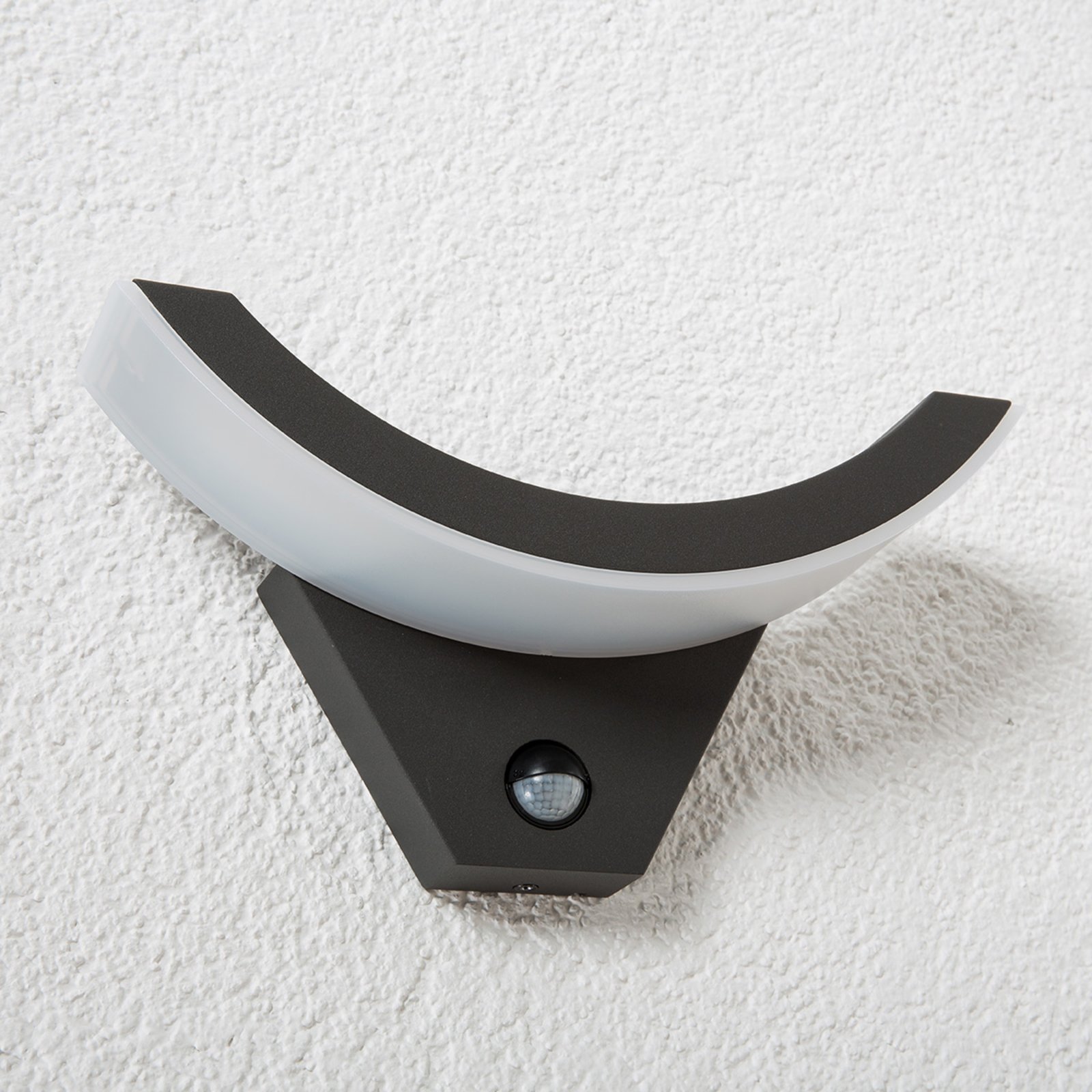 Half Aplique Pared Exterior w/Sensor Graphite - Lucande