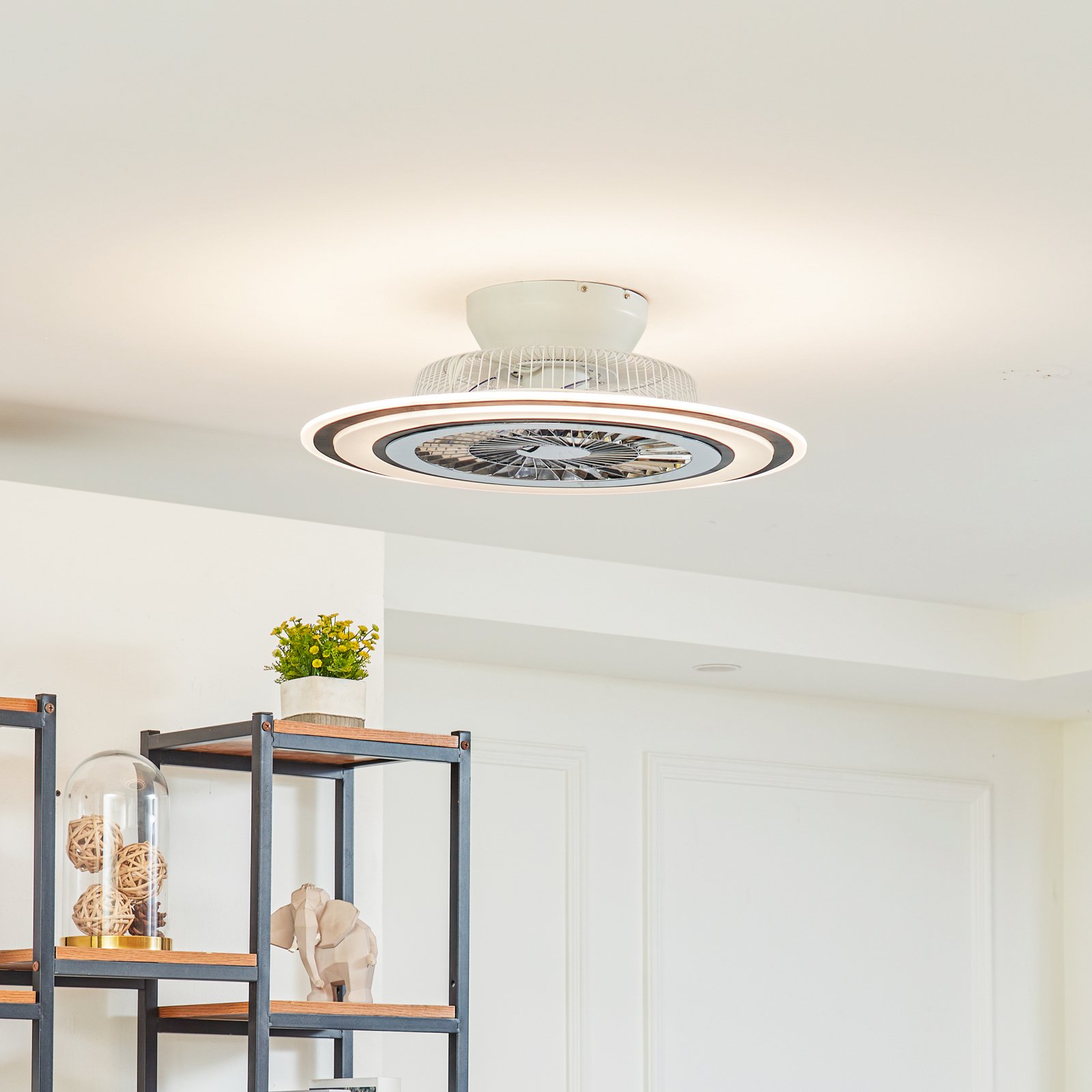 Starluna Leoman LED ceiling fan, black