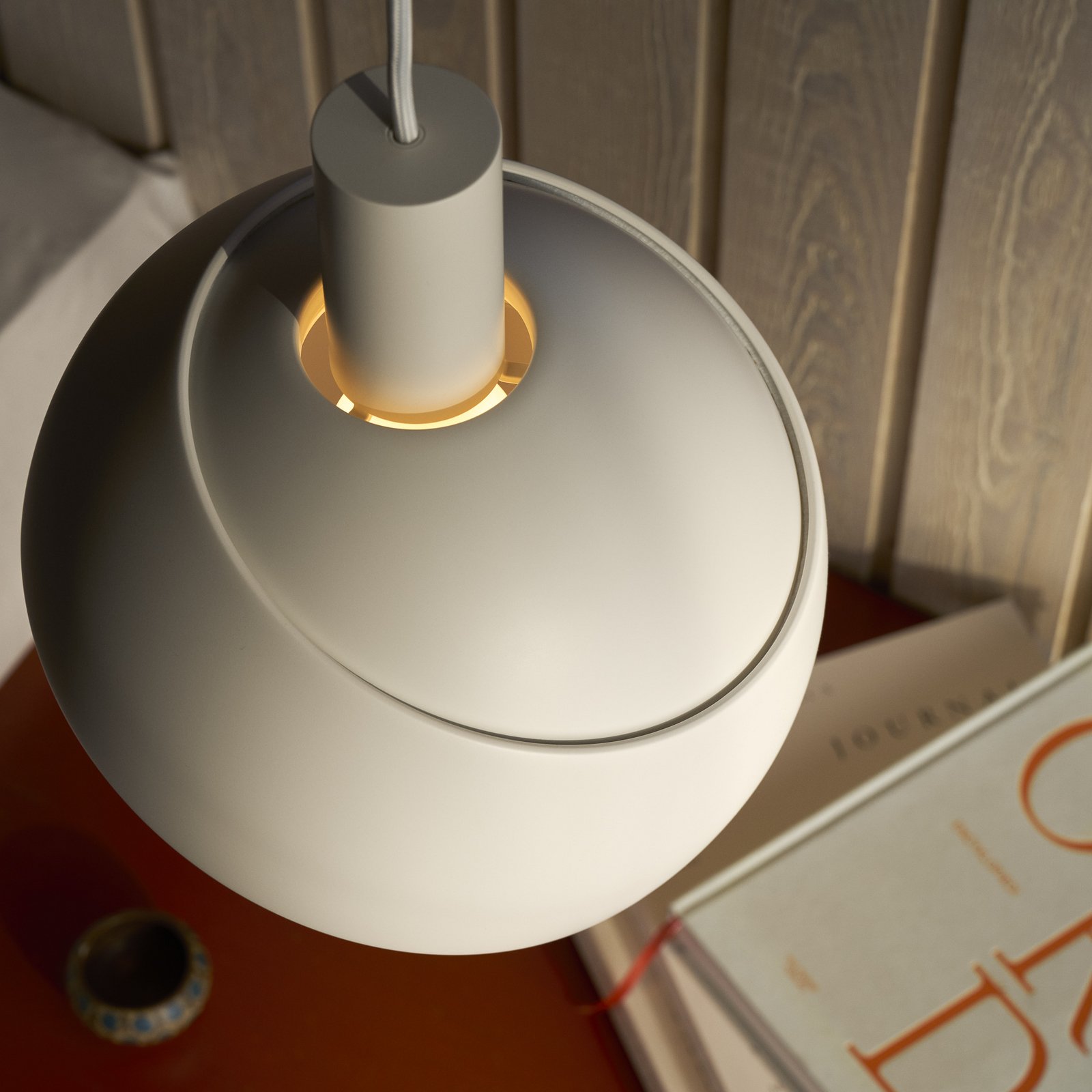 Louis Poulsen FJ Elements pendant light, white, Ø 25 cm, E27
