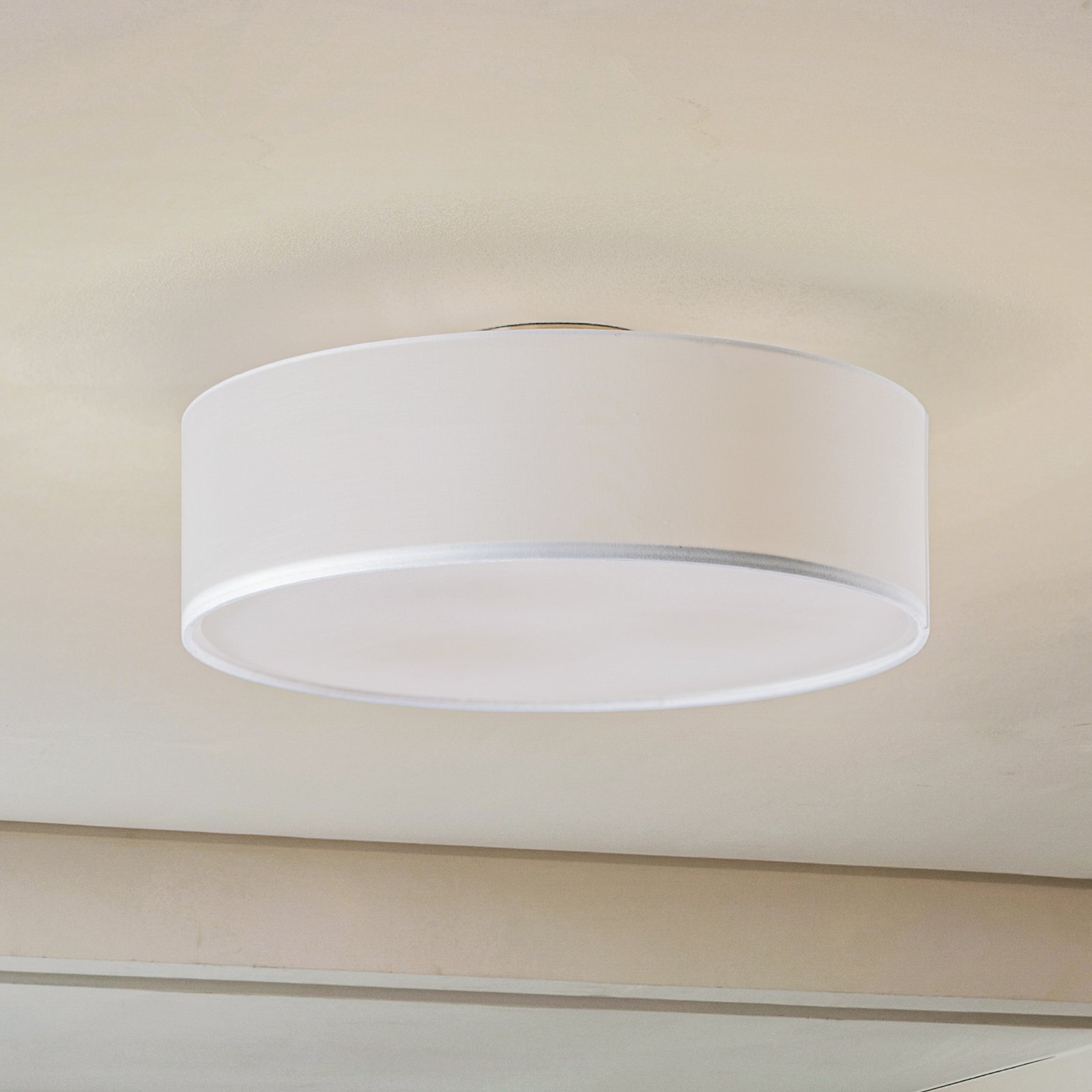 Lindby ceiling light Sebatin, Ø 40 cm, beige, fabric, E27