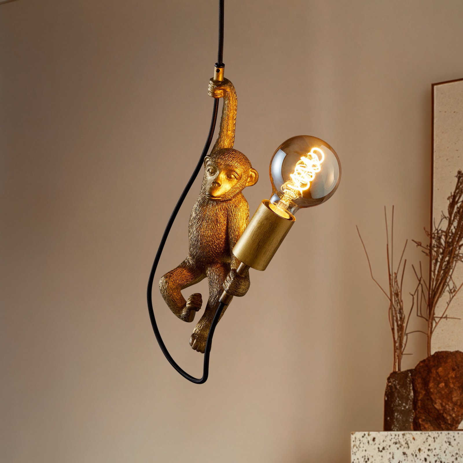 Extravaganza Chimp pendant light, gold matt/black