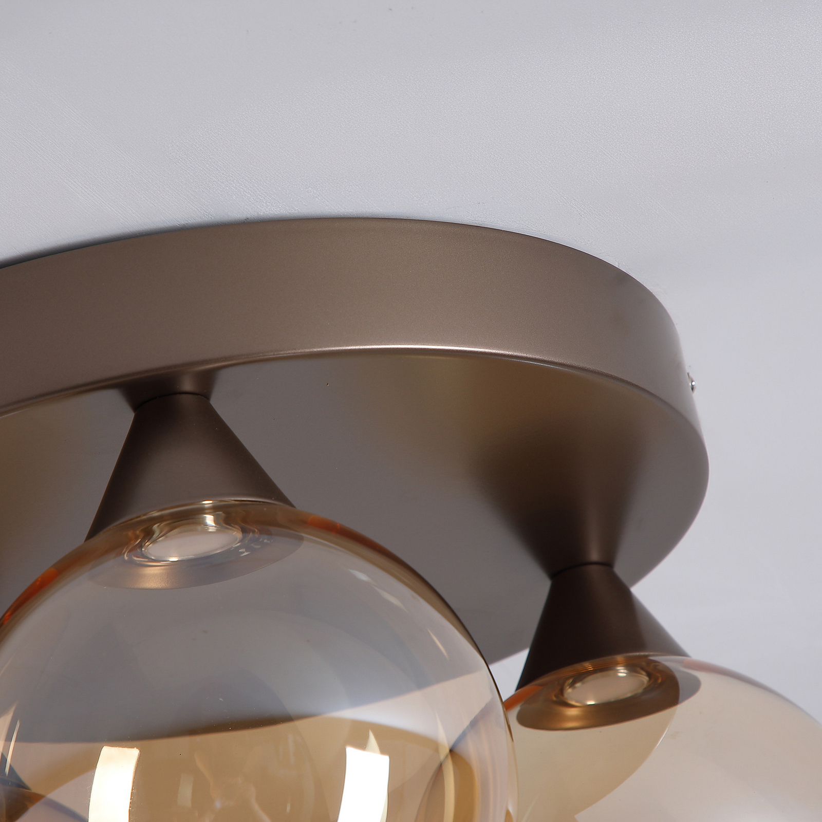 Plafón LED Opus Lux, 3 luces, bronce, cristal ámbar, CCT