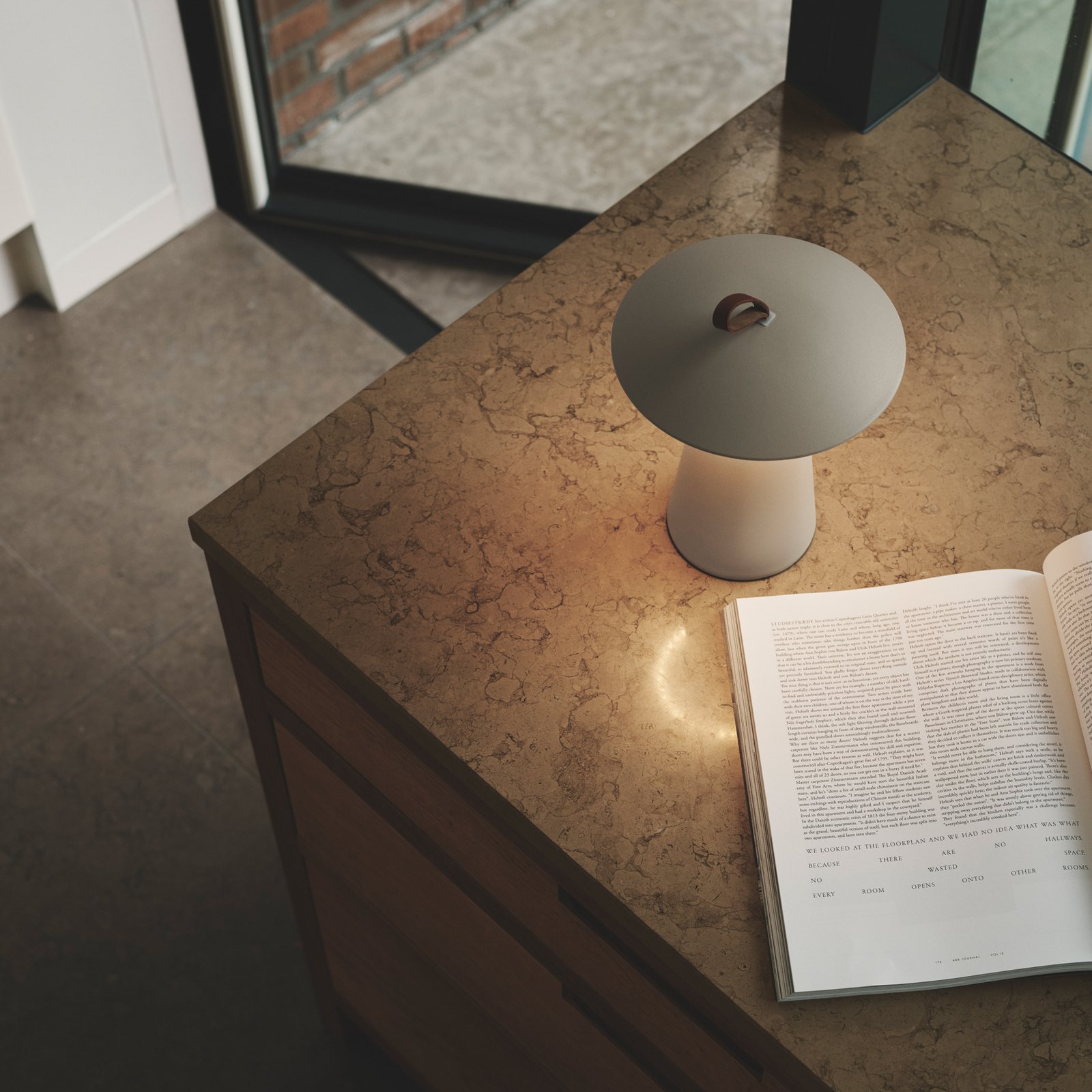 Ara To-Go 2 Portable Lampe de Table IP54 White - Nordlux