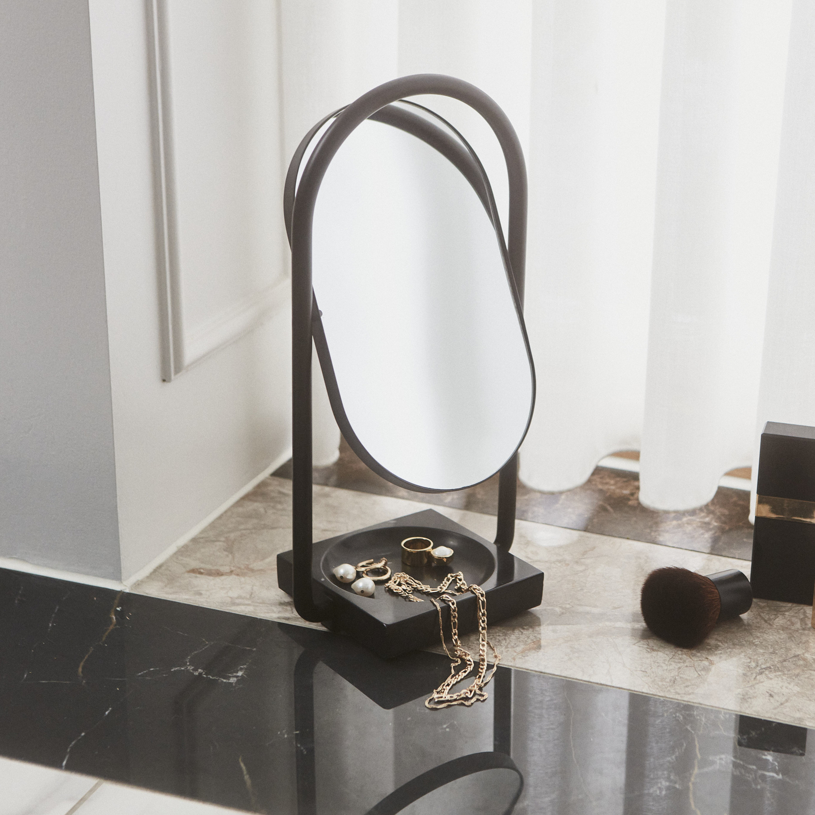 AYTM Angui table mirror, black, height 35 cm, glass, marble