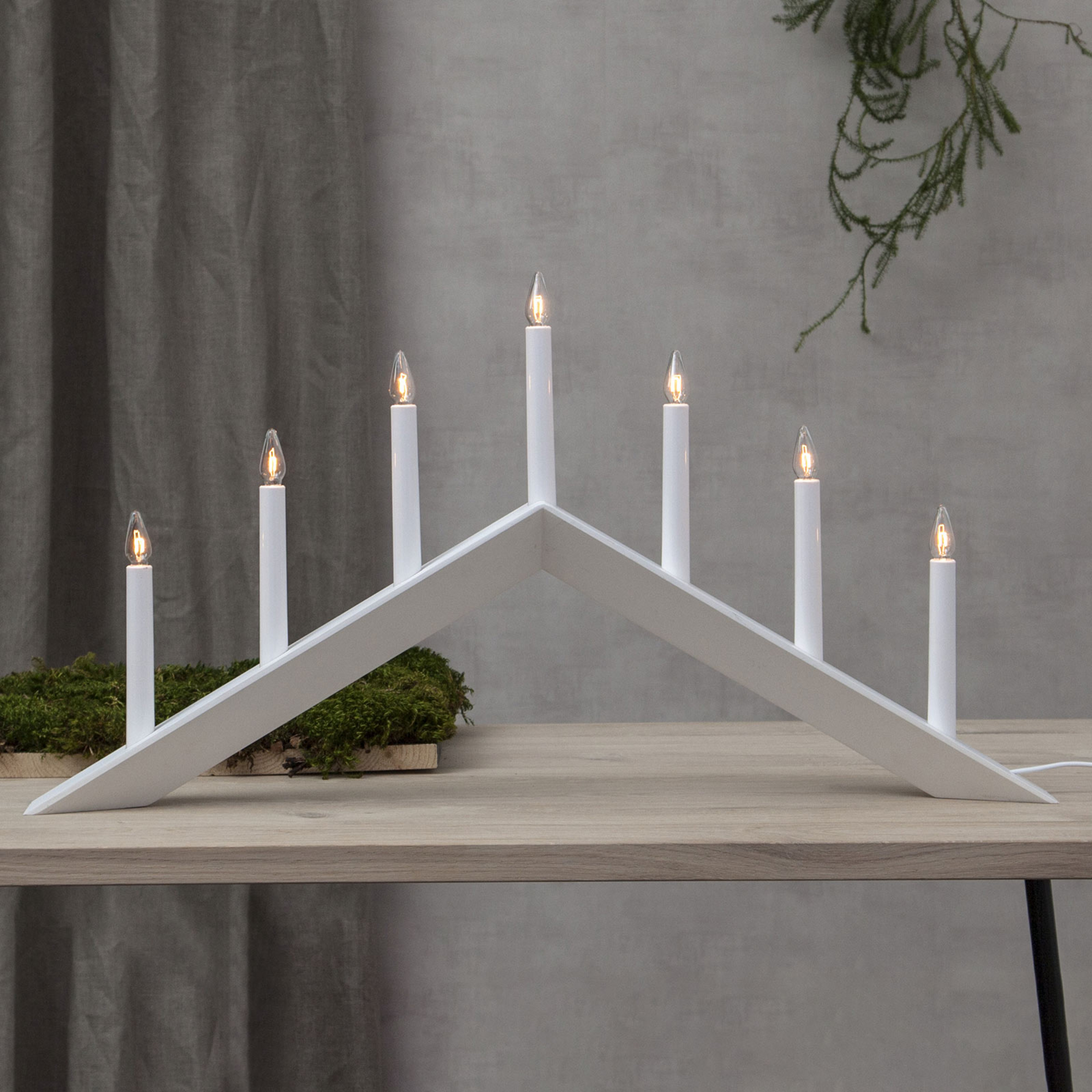 Candelabro Arrow, plano, 7 llamas