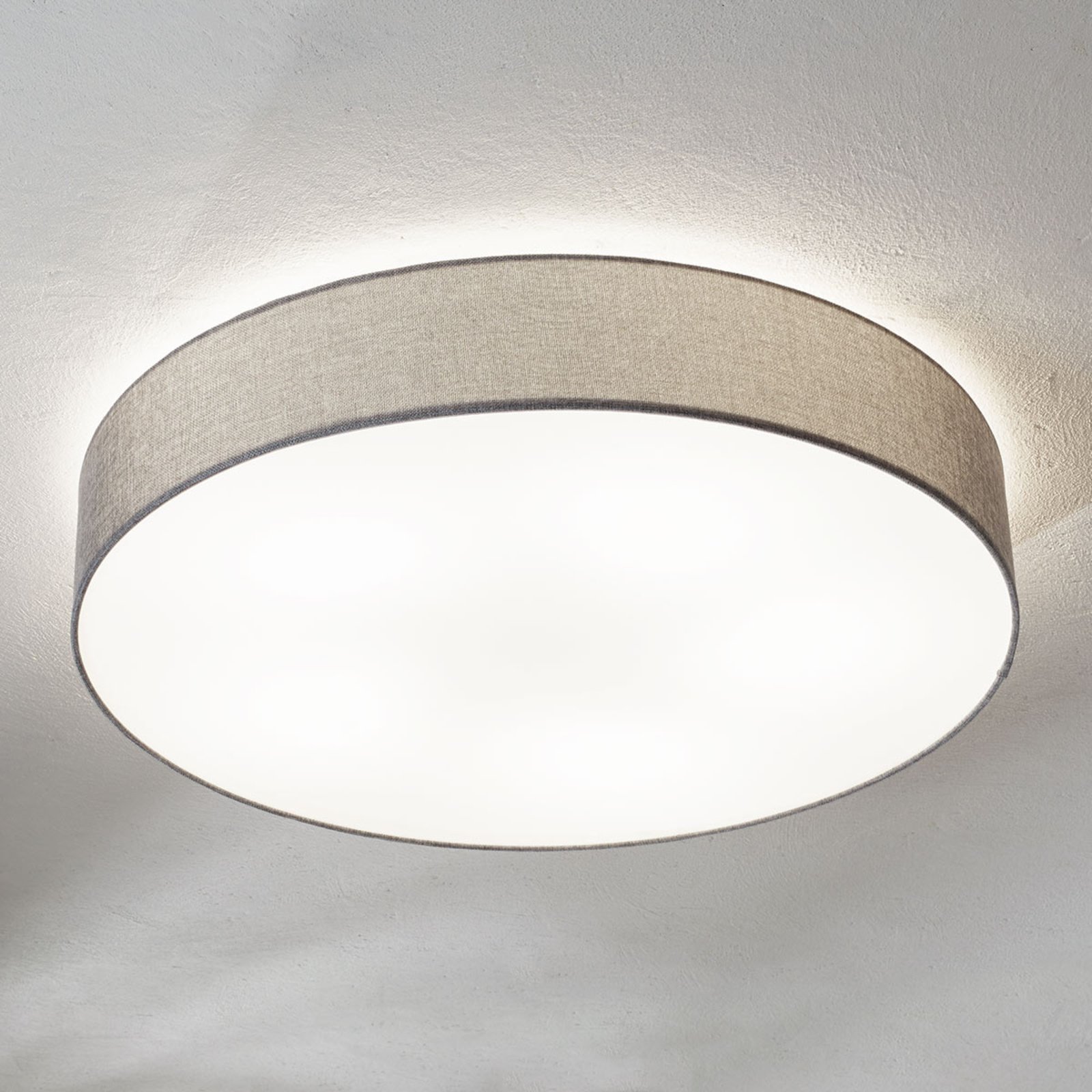Сива лампа за таван Pasteri с ленен абажур 76 cm