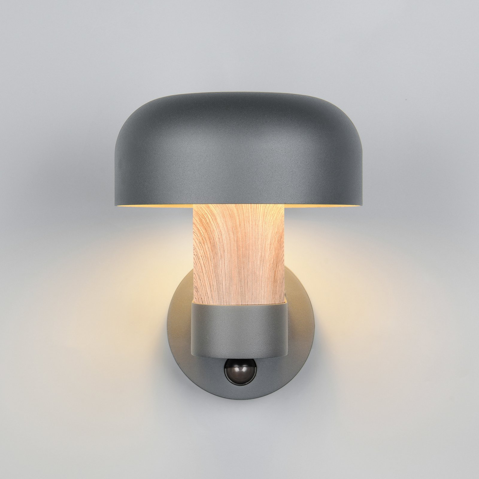 Außenwandleuchte Fraser Sensor, grau/Holzoptik, Alu IP54 E27