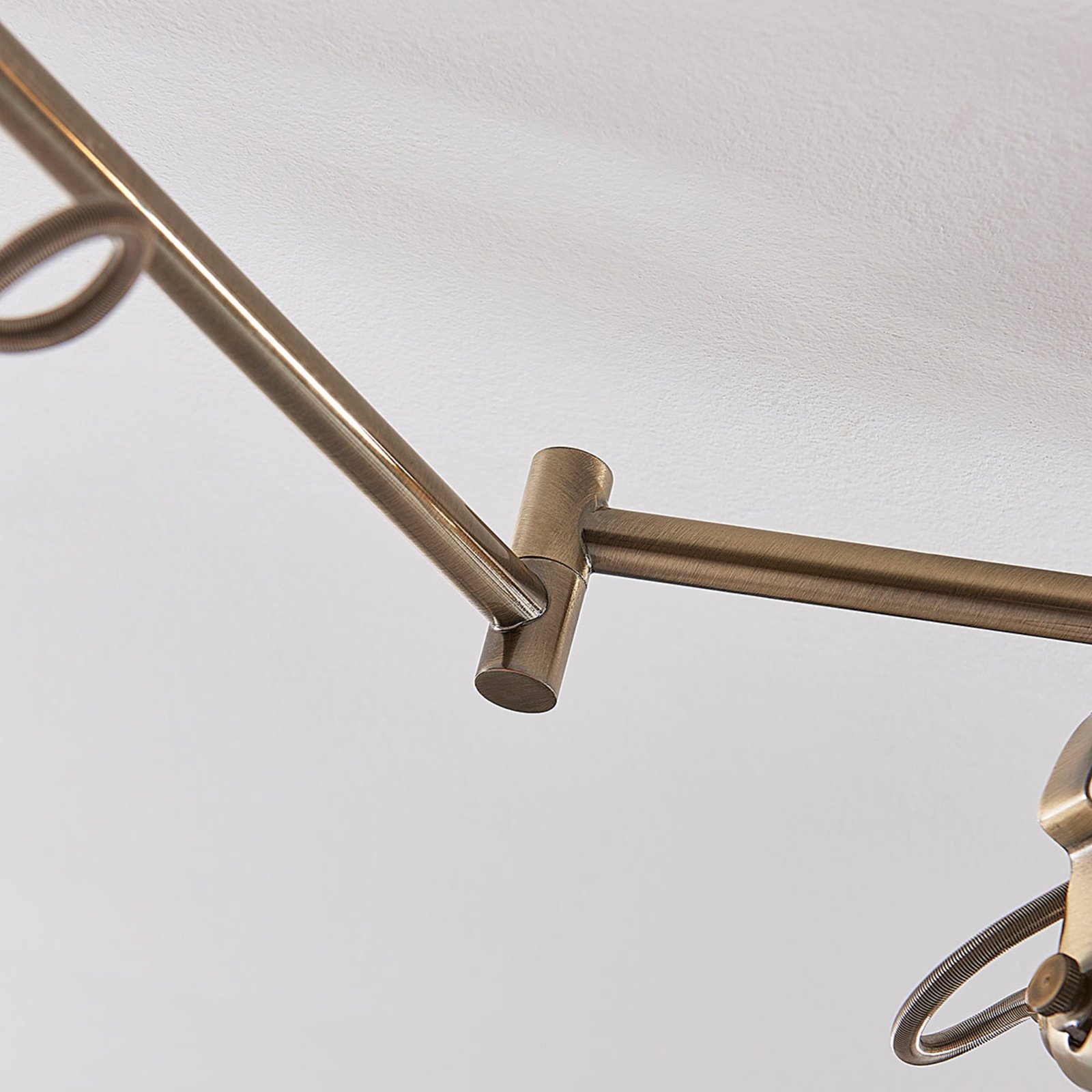 Perseas 6 LED Stropna lampa Antique Brass - Lindby