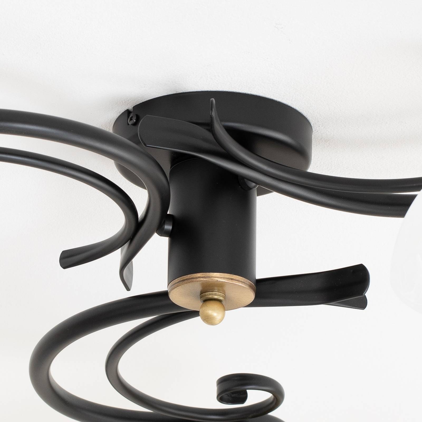 Lampa sufitowa Flora, 3 klosze szklane, czarny/mosiądz