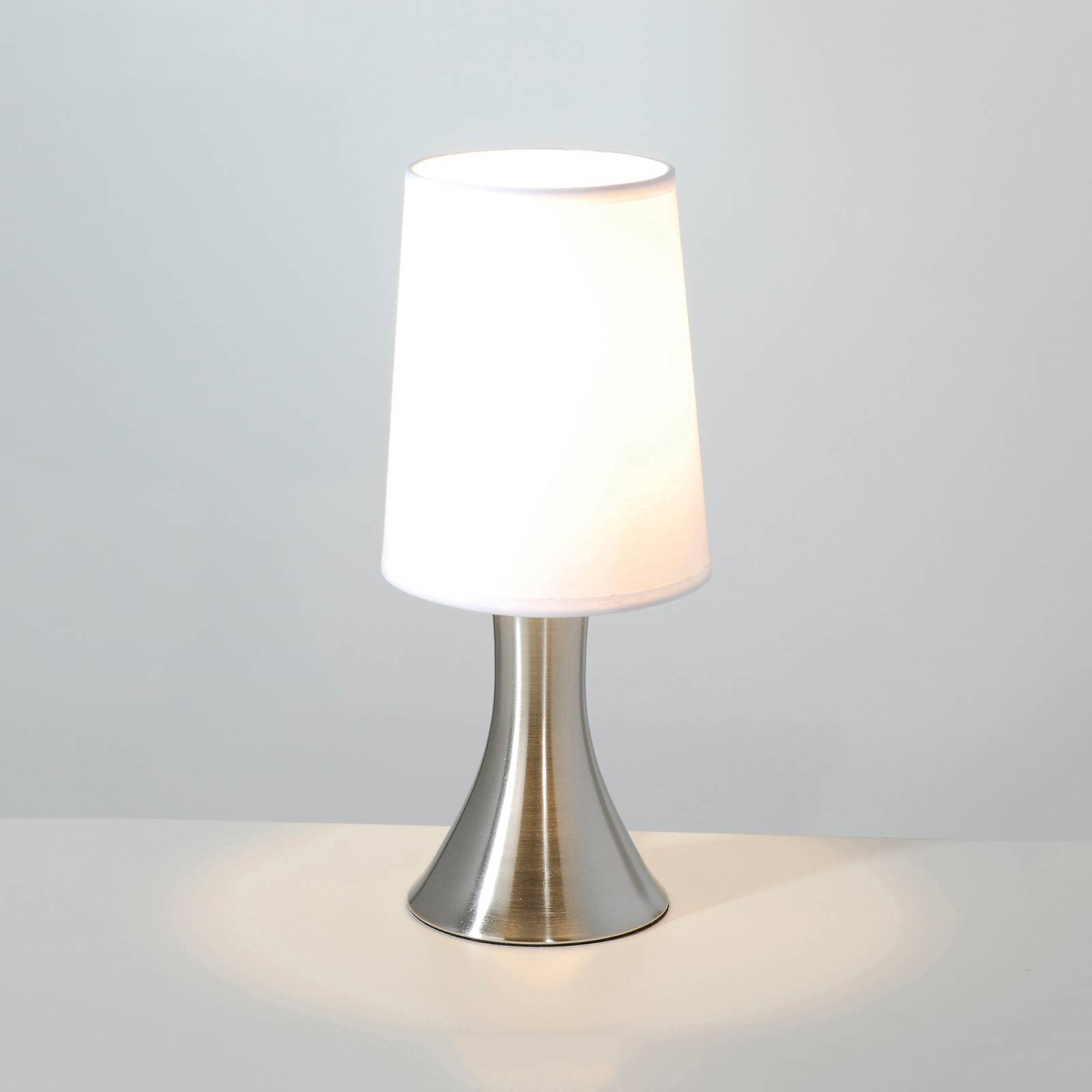 Lampa stołowa Tilt, aluminium/biała, wysokość 31 cm, metal/bawełna