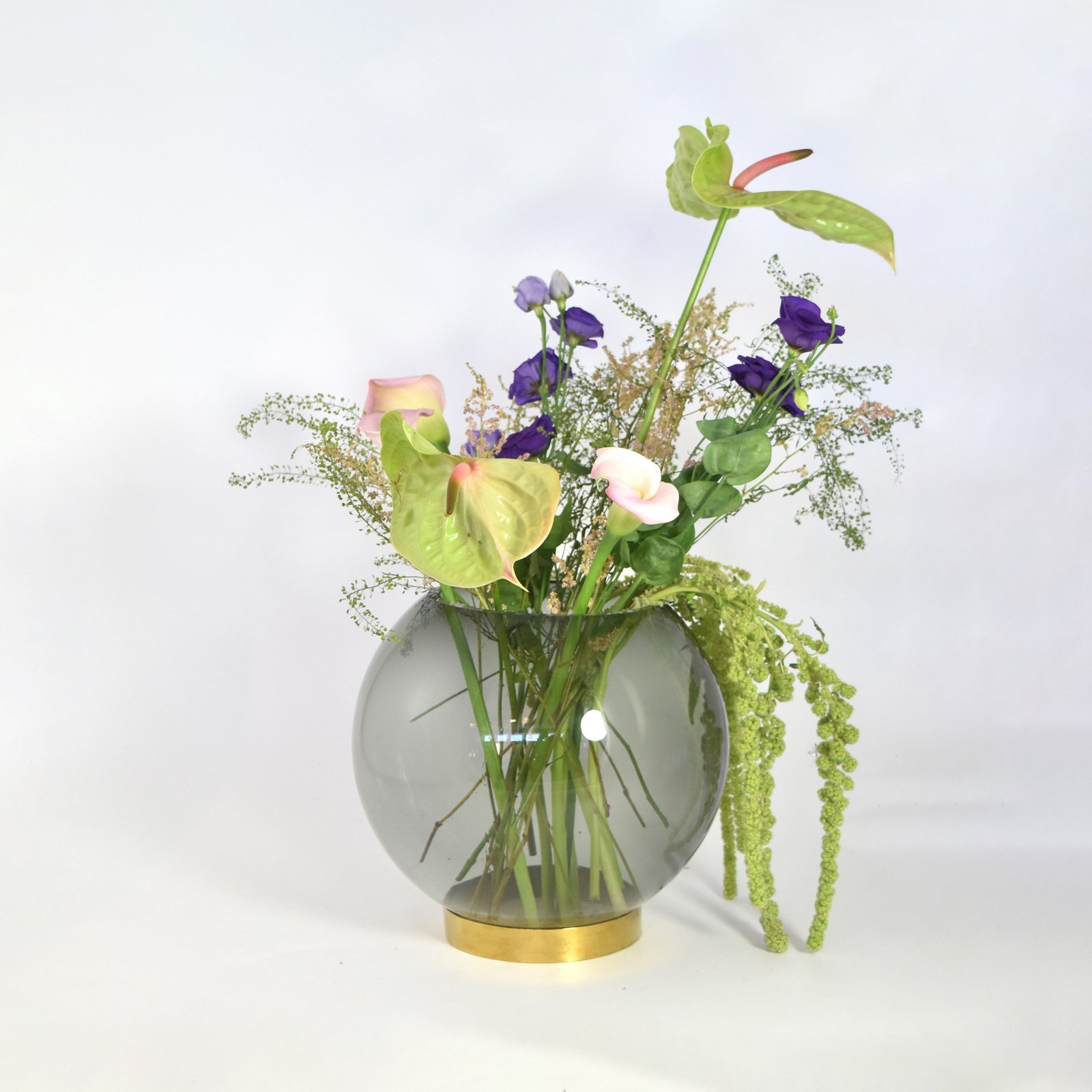 Globe Vase w/Stand Ø17xH17 Black/Gold- AYTM