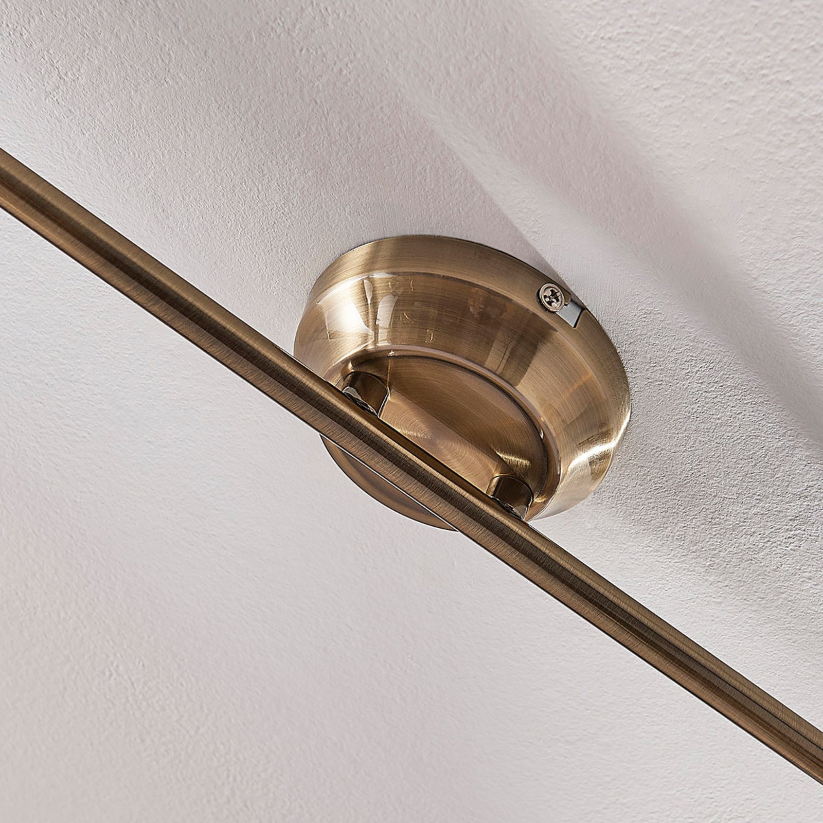 Perseas 6 LED Stropna lampa Antique Brass - Lindby