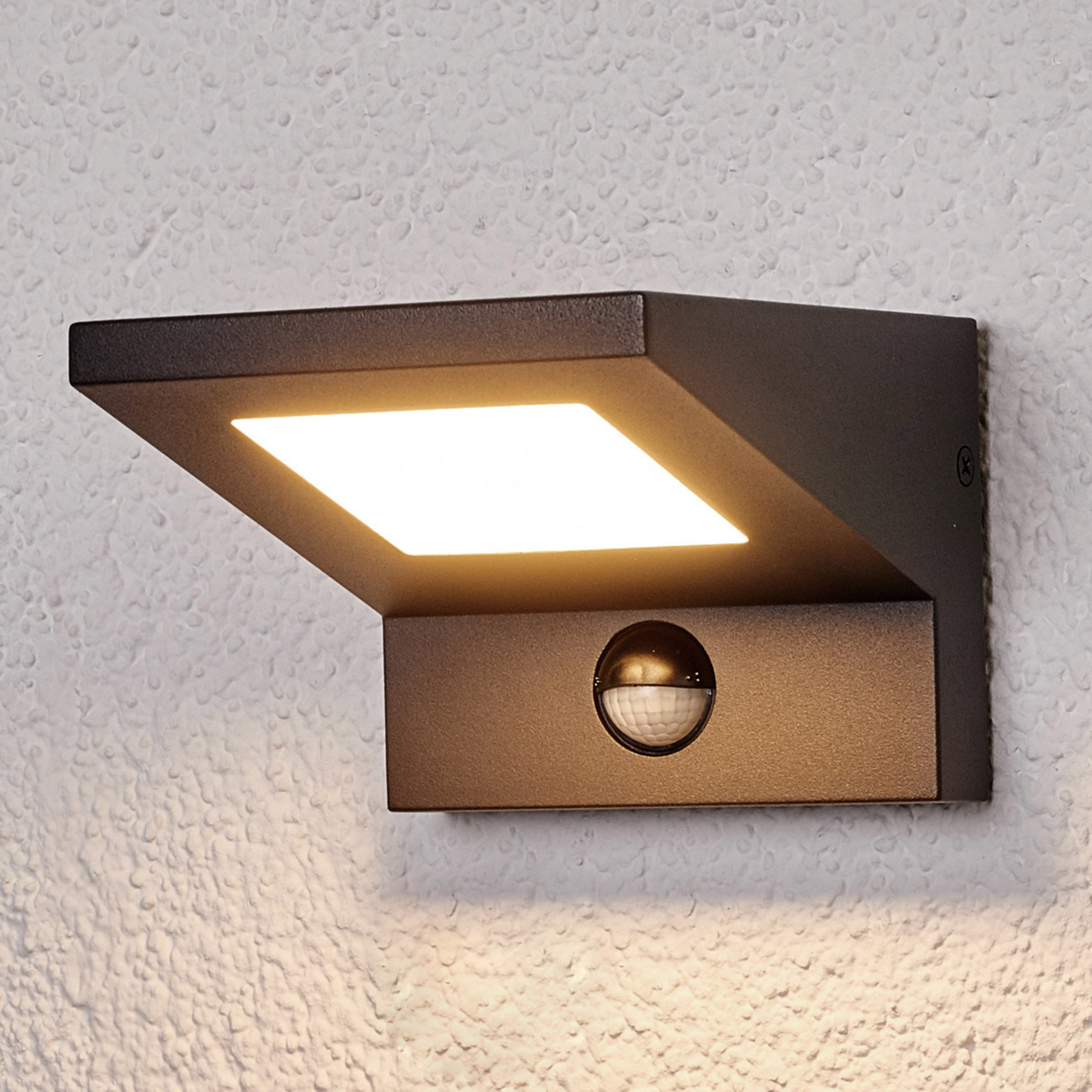 Lucande LED outdoor wall light Levvon with motion detector, Aluminium, plastic, 5.6 W, energy efficiency: A+, W: 12.5 cm, H: 9.7 cm