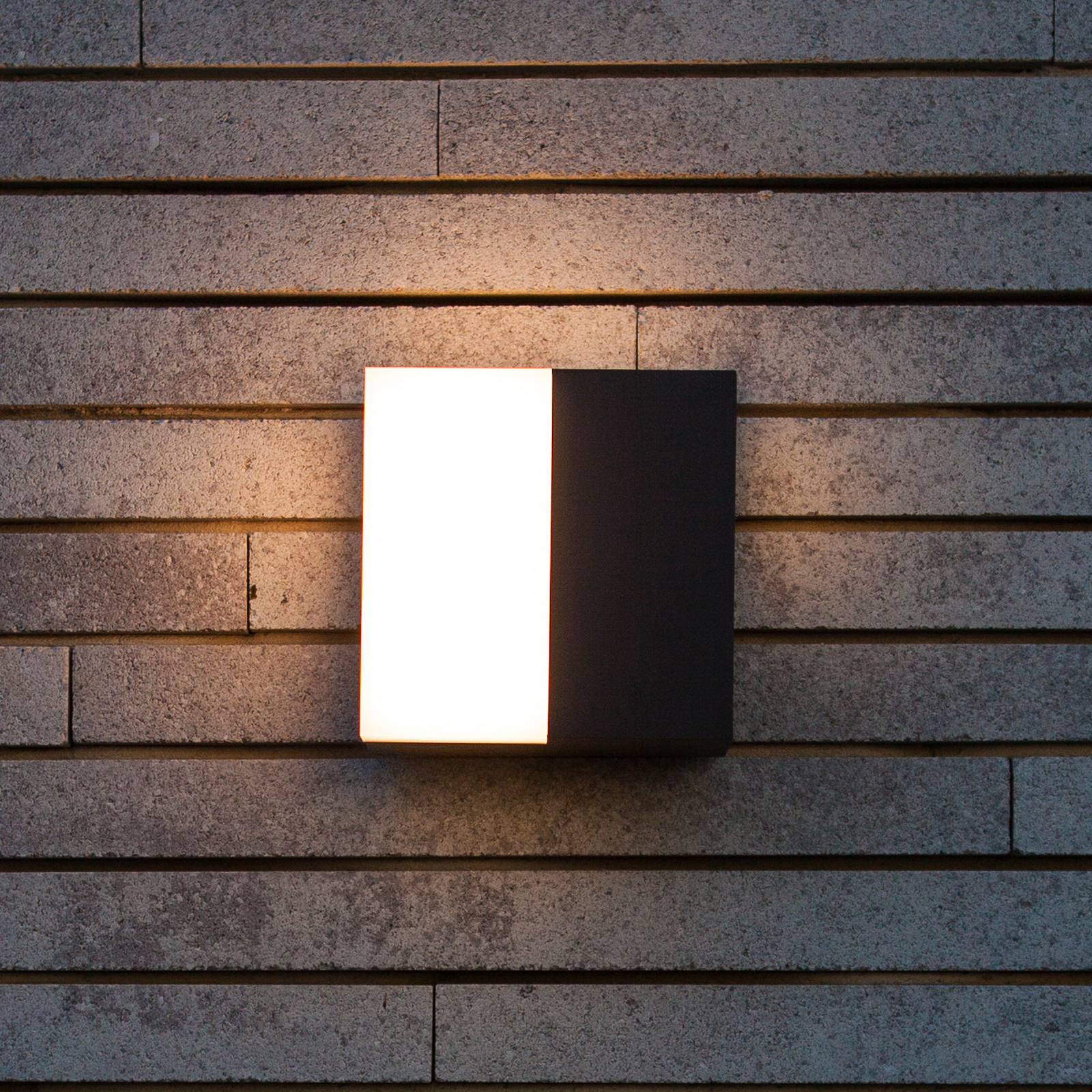 LED-Außenwandleuchte DOMINO, dunkelgrau, 14 x 14 cm, IP65