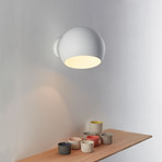 Nyta Tilt Globe Wall Short Wandlampe