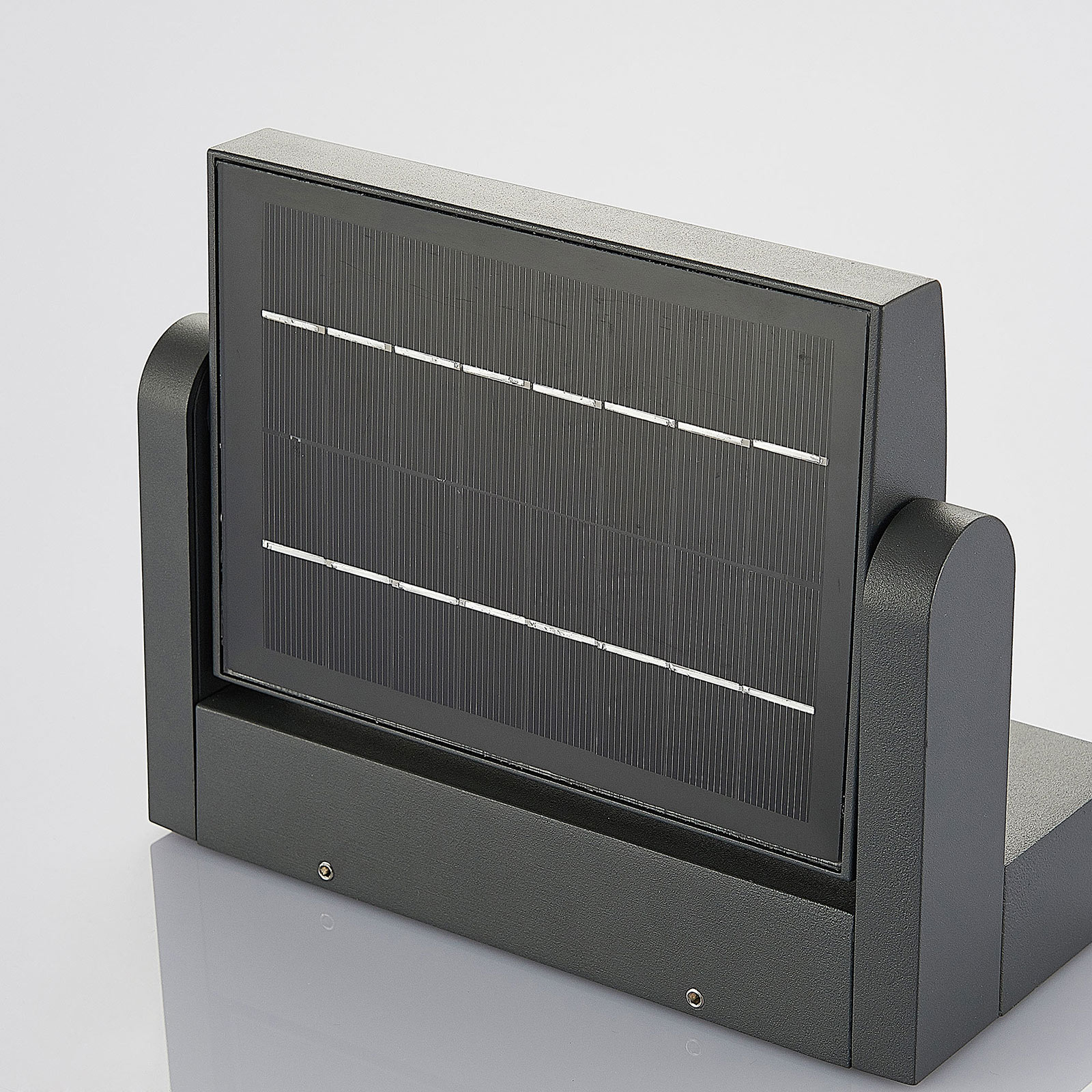 Solarny kinkiet zewnętrzny LED Sherin z czujnikiem