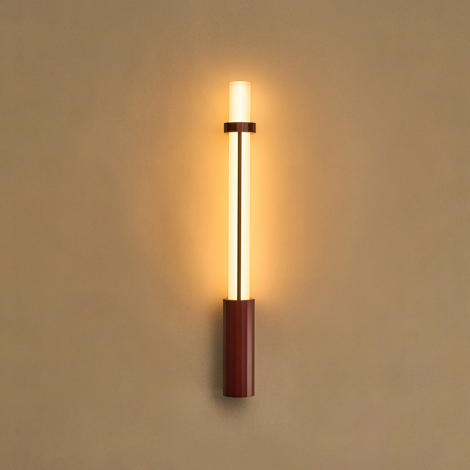 Applique murale LED « In Fine », rouge, hauteur 65 cm, IP65 - DCW Applique murale LED « In Fine », rouge, hauteur 65 cm, IP65 - DCW