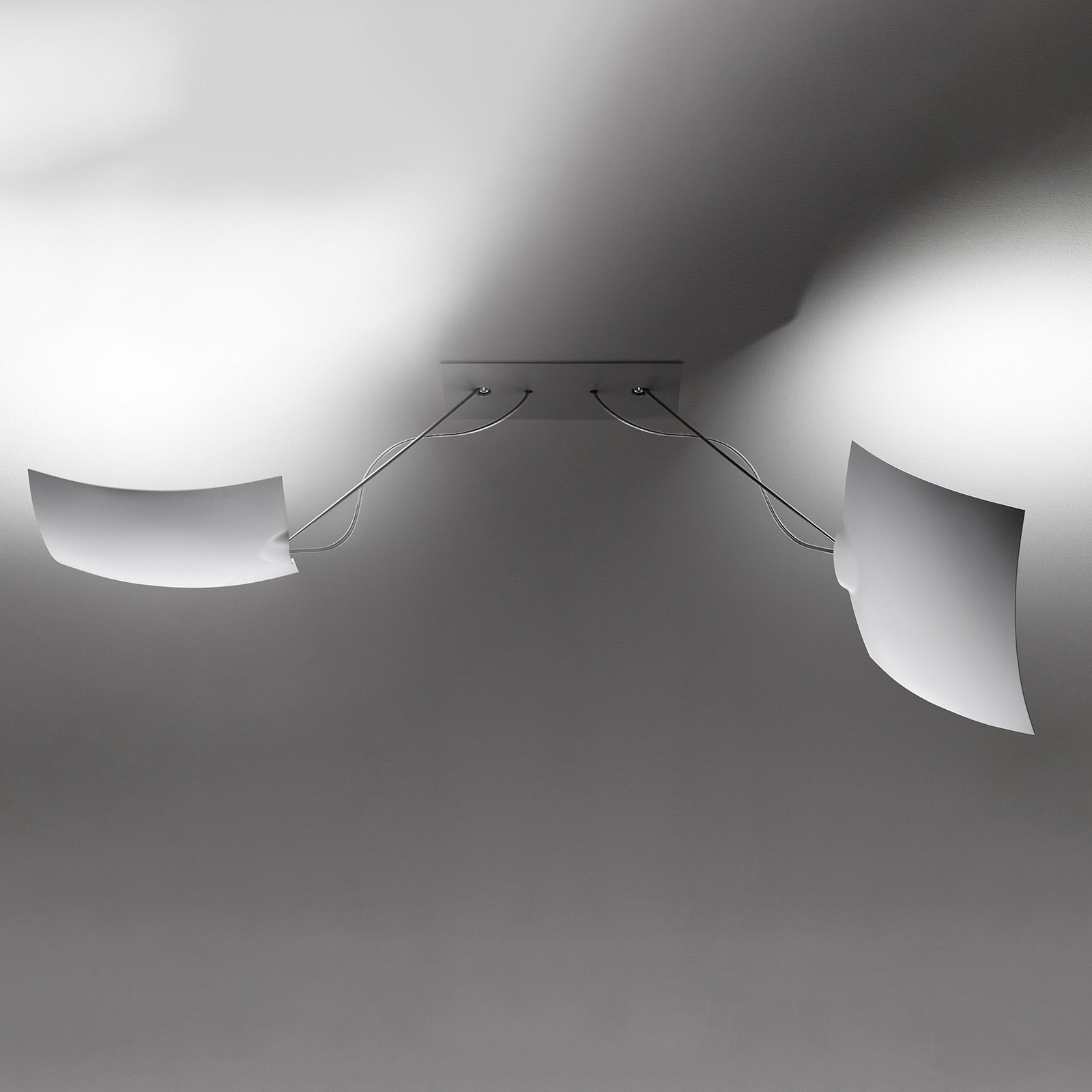 2 x 18 x 18 Aplique de Pared 220V - Ingo Maurer