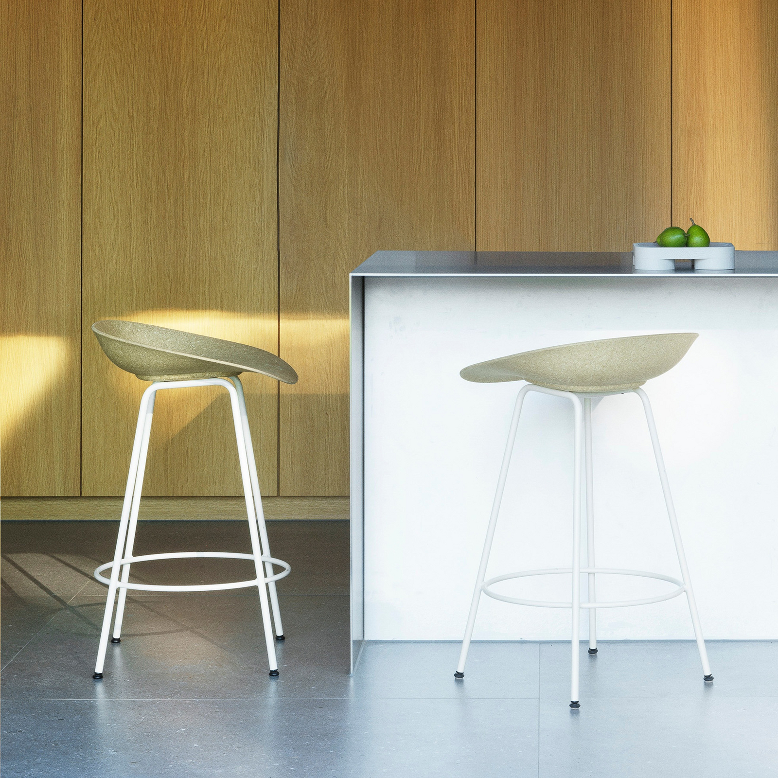Baarituoli Mat, kermanvärinen, teräs, hamppu, korkeus 75 cm – Normann Copenhagen Baarituoli Mat, kermanvärinen, teräs, hamppu, korkeus 75 cm – Normann Copenhagen