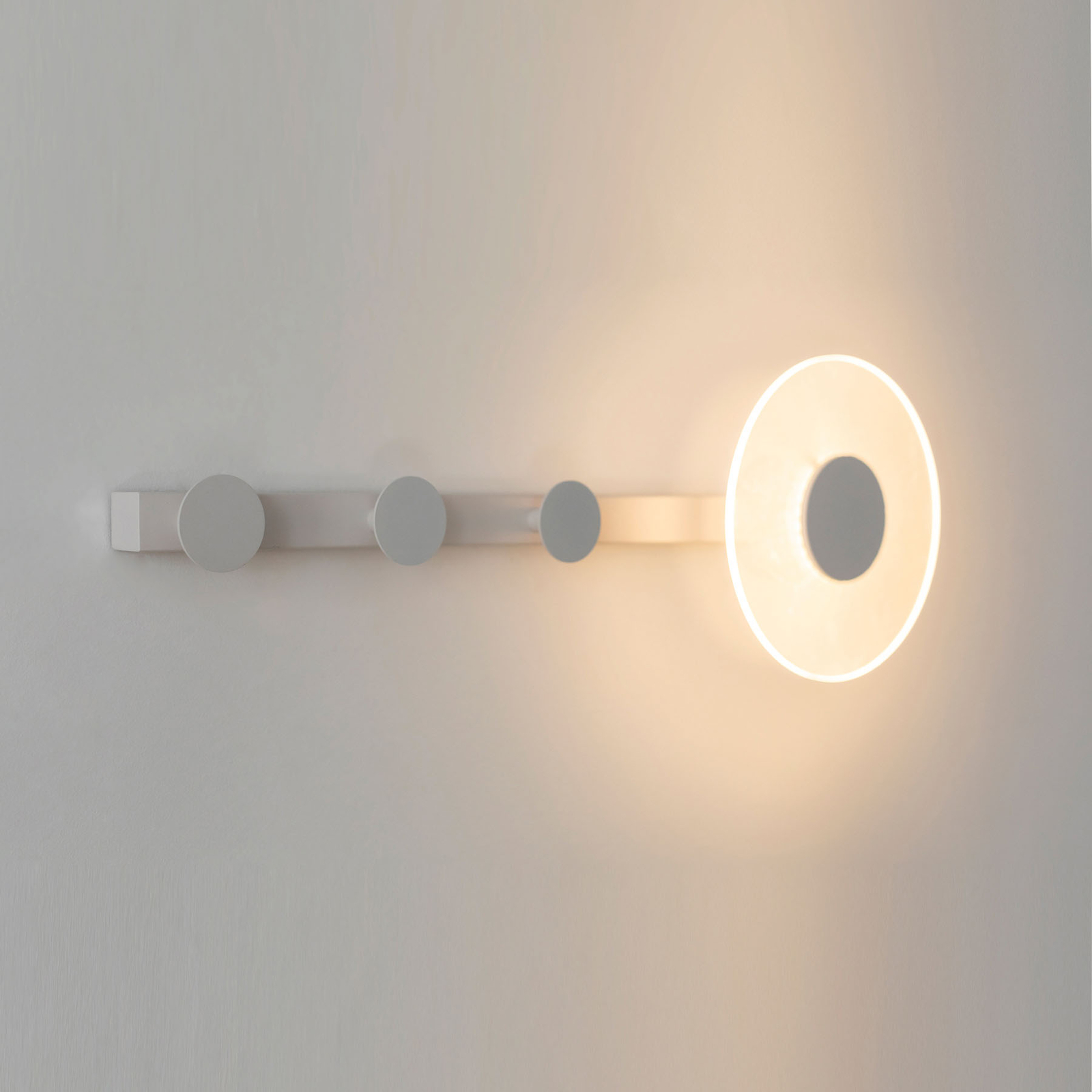 LED-Wandleuchte Venus, mit Kleiderhaken