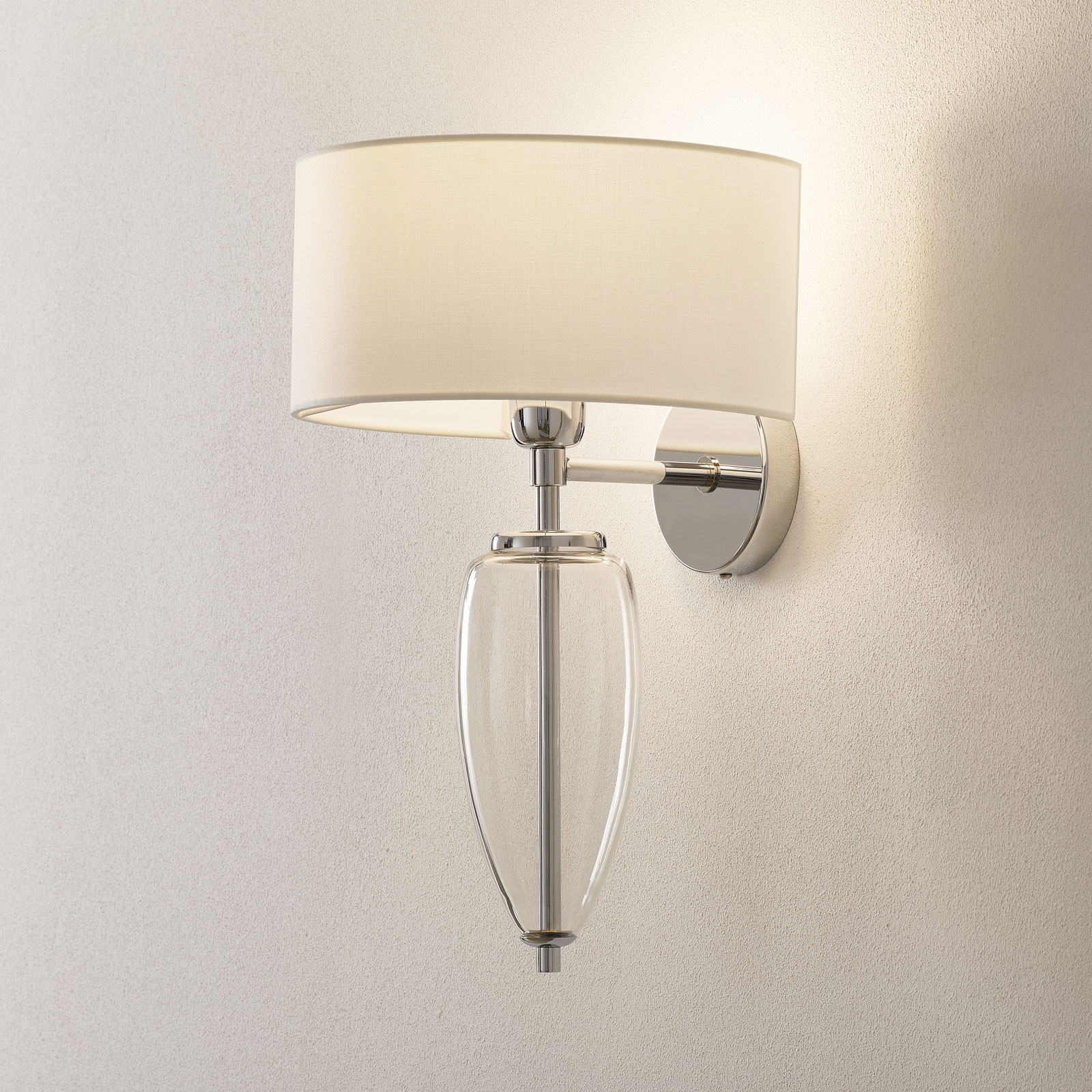 Show Ogiva wall lamp with clear glass element