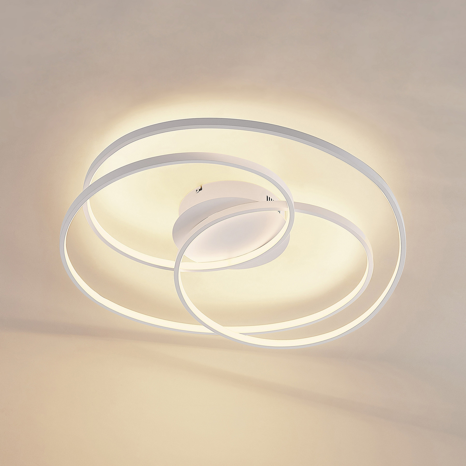 Lindby Kateryna LED-taklampe, hvit, Ø 60 cm