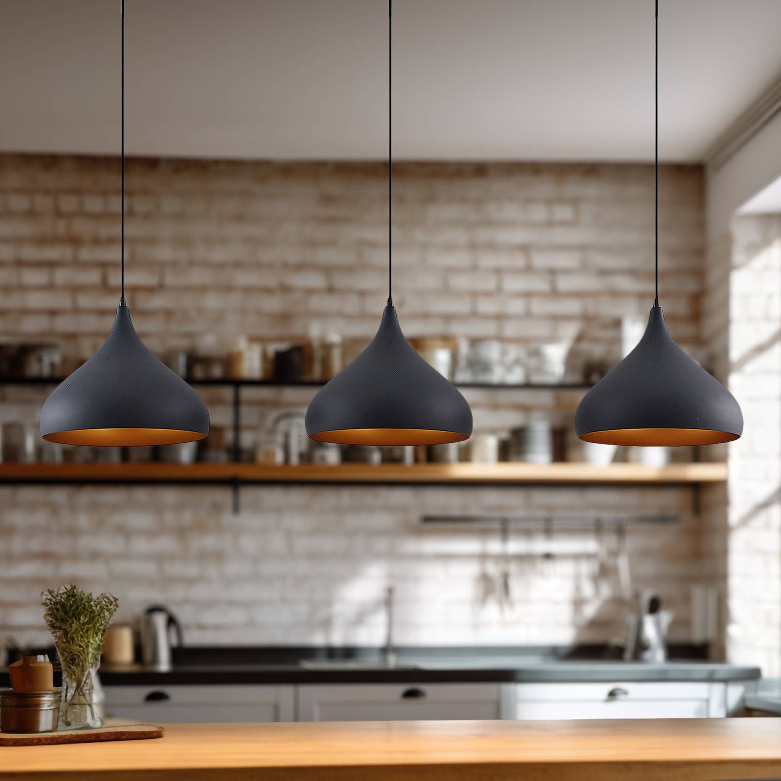 Lindby suspension SLIPP noir aluminium 133 cm à 3 lampes.