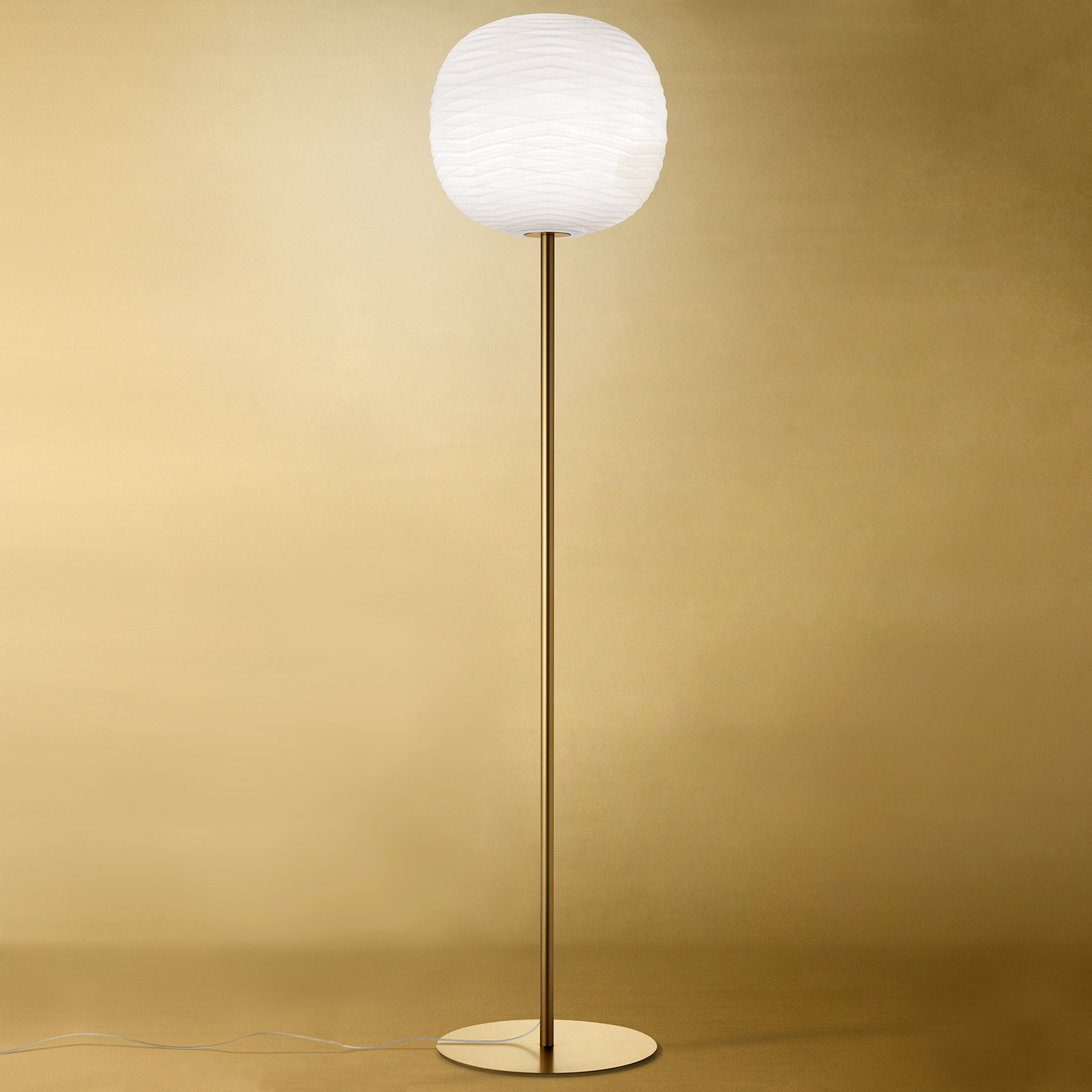 Foscarini Gem terra gulvlampe/standerlampe, gylden - indendørsbelysning Stue - spisebordslampe