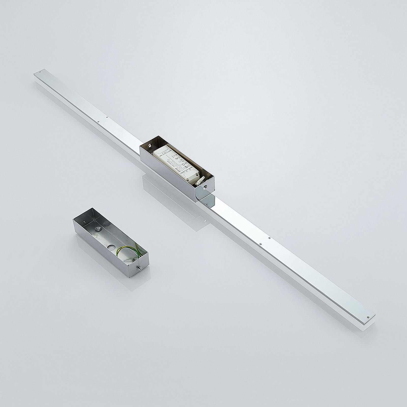 Levke LED Taklampe IP44 White/Chrome - Lindby