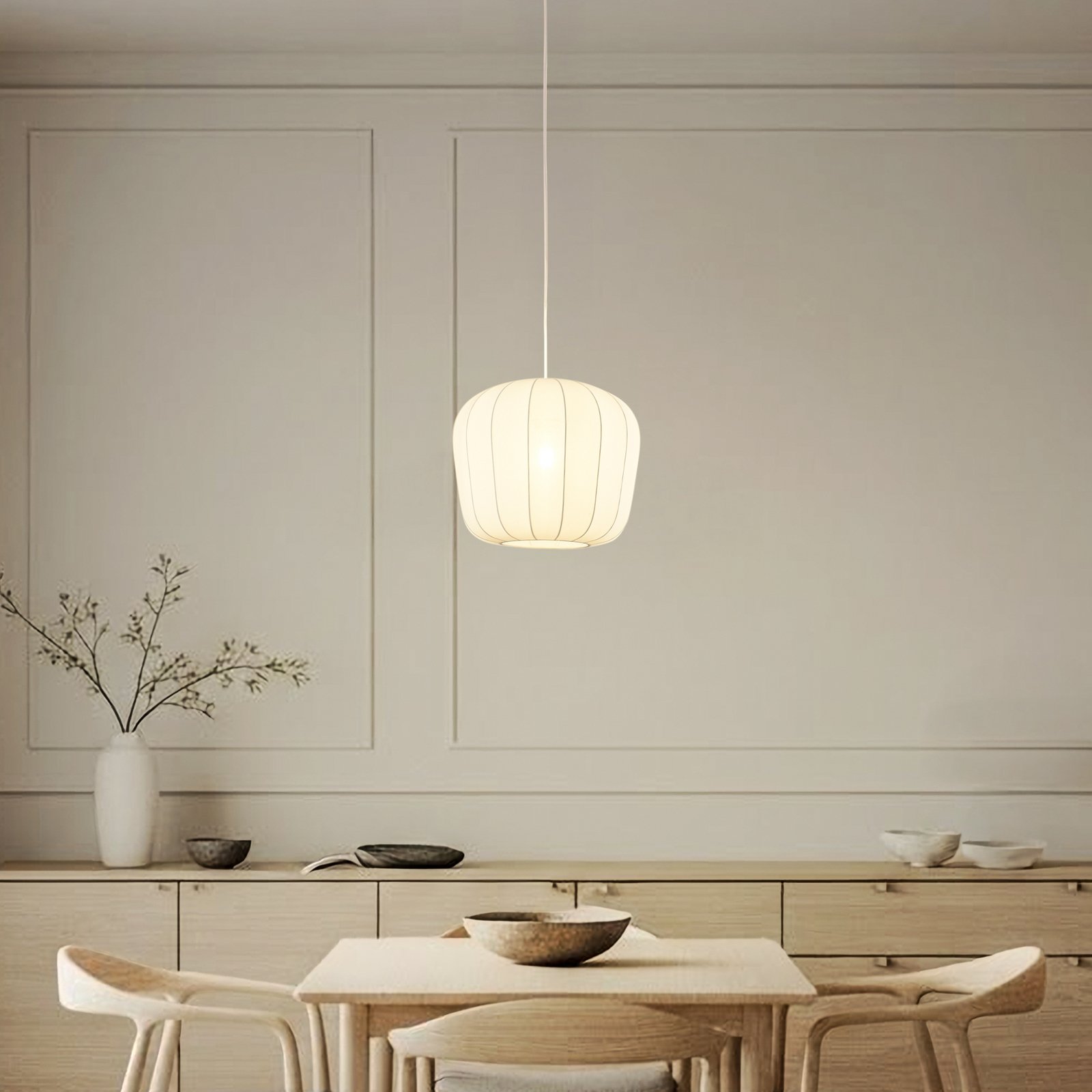 Lampa wisząca Helin marki Lindby, biała, Ø 35 cm, tkanina