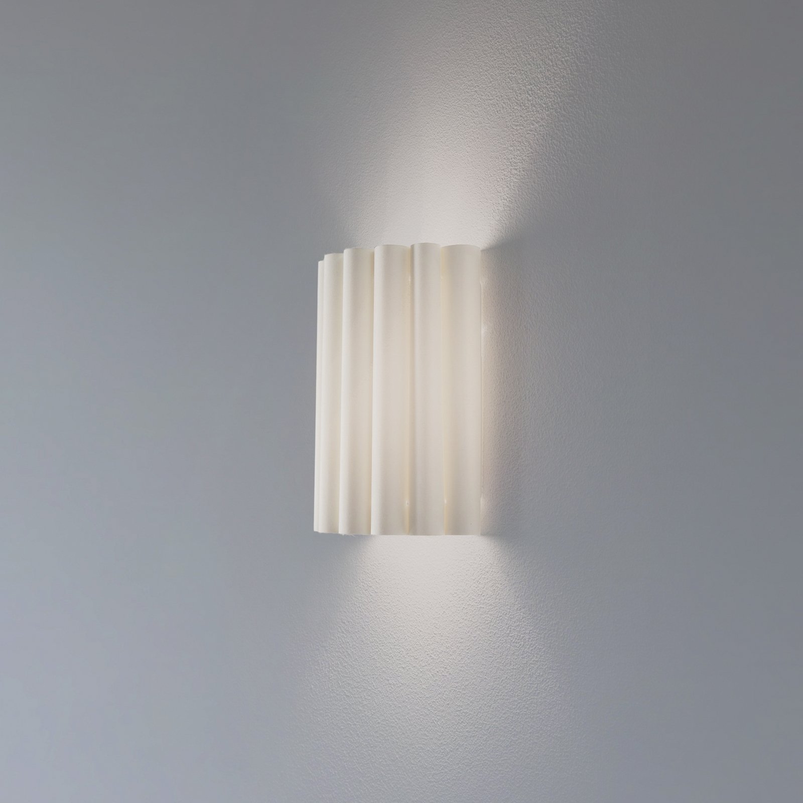 Aria wall light, ecru, microfibre, E27
