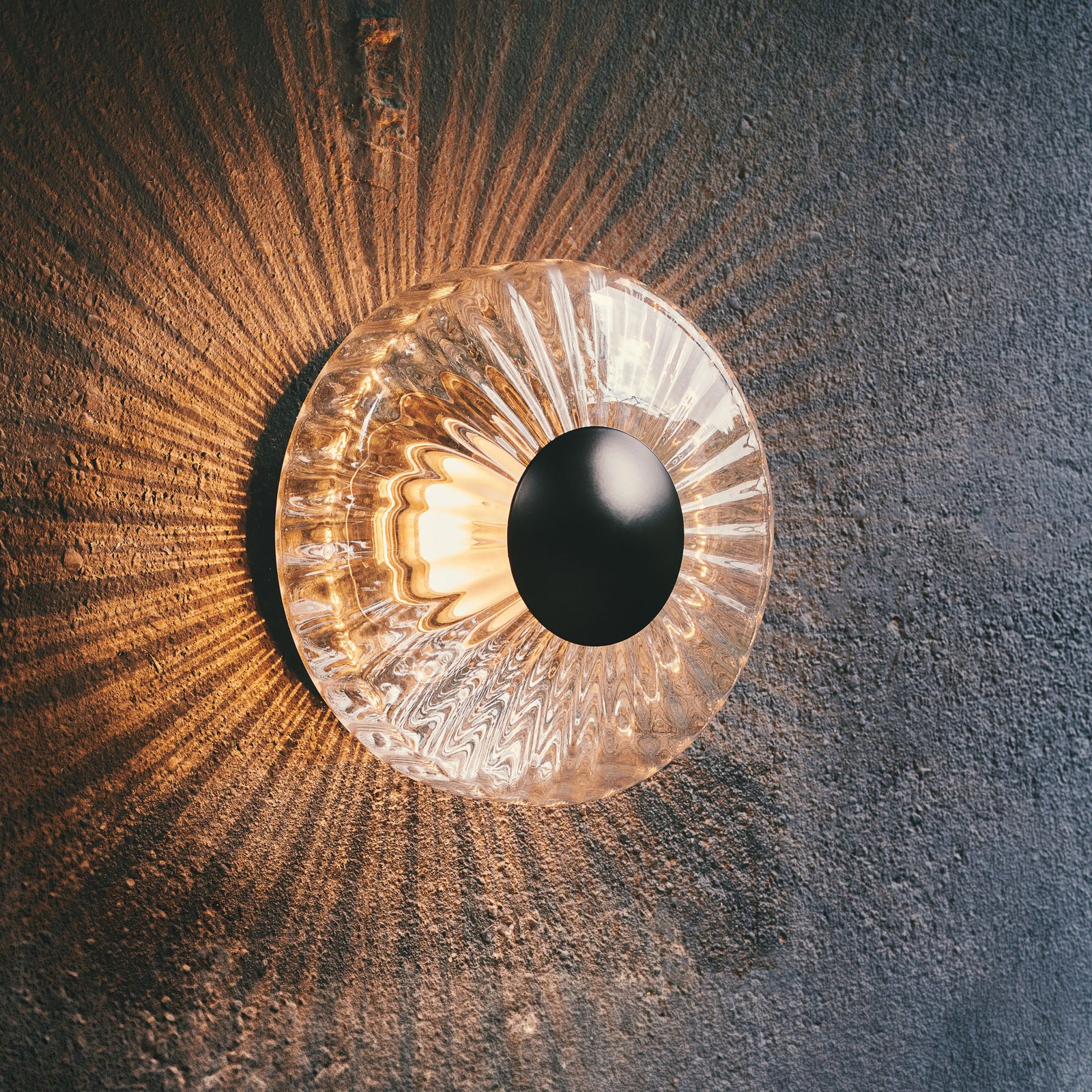 New Wave Optic Outdoor Wall Lamp - Design By Us