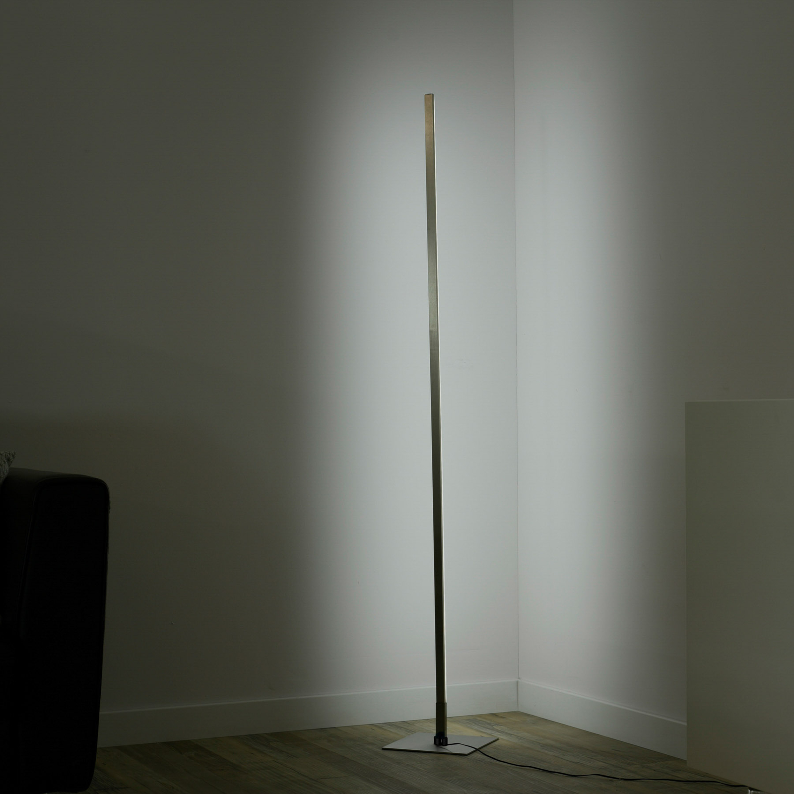 Lampa stojąca LED Henry, zdalnie sterowana RGB/CCT