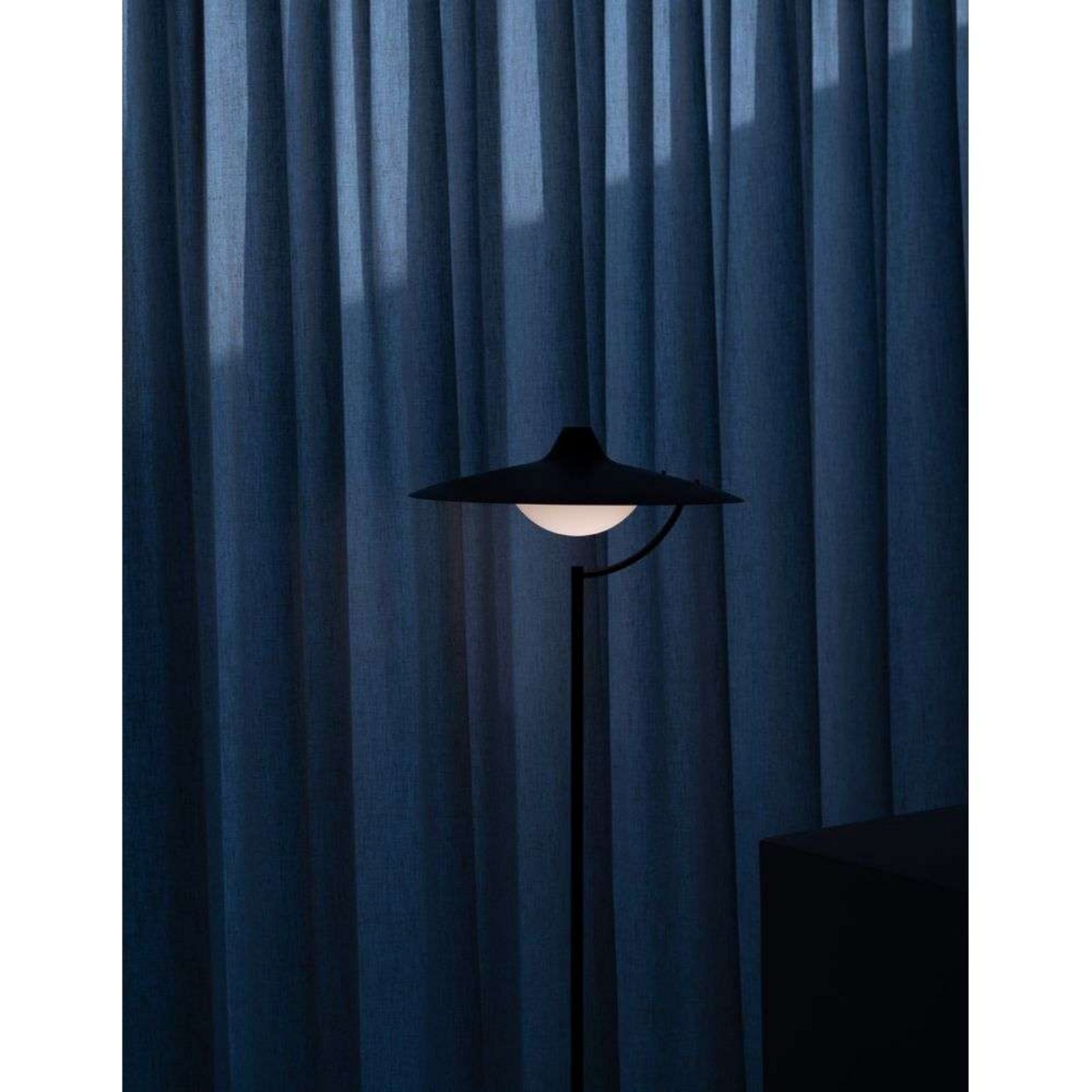 Biny Lampadar Black - DCW