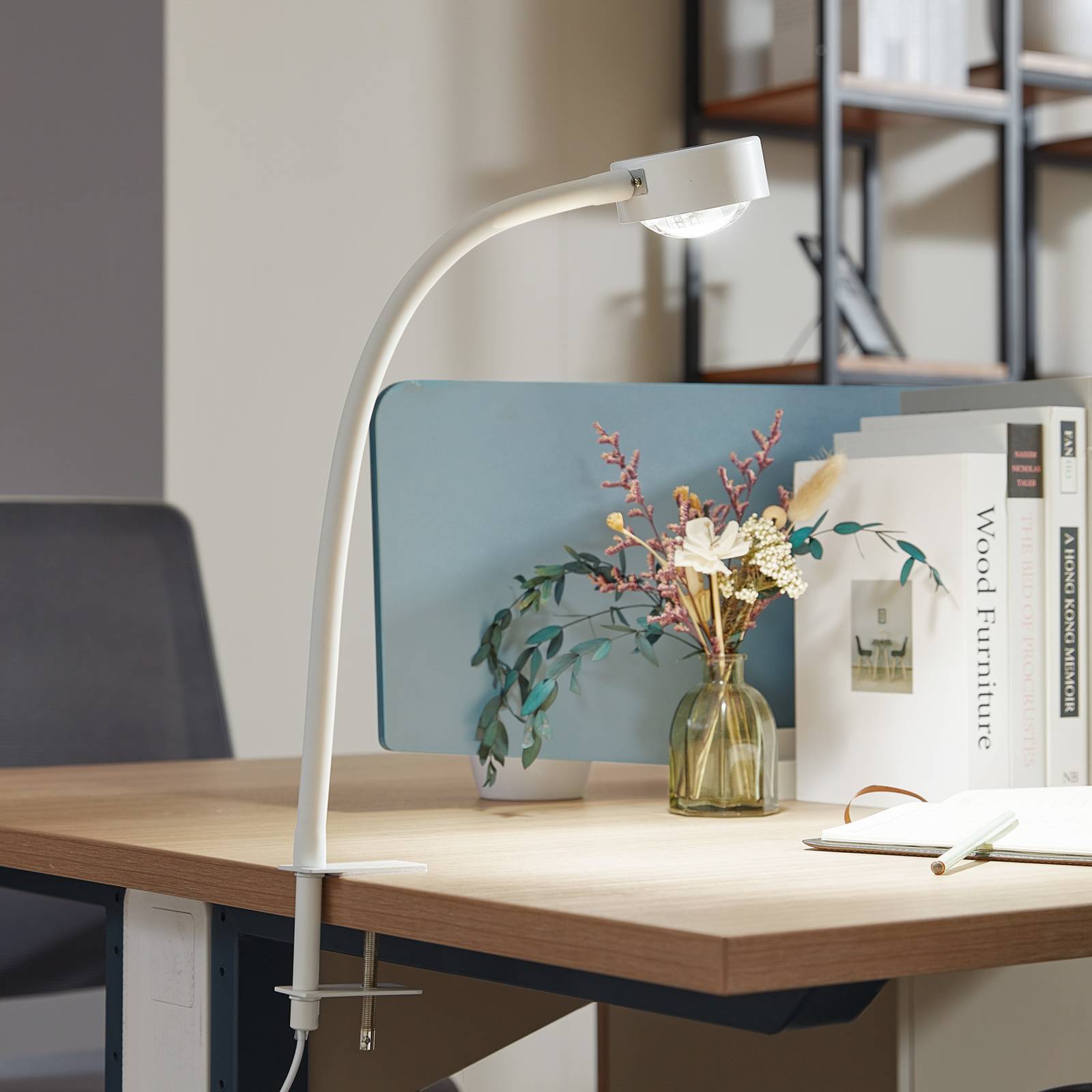 Lindby Schraubklemmleuchte Jyla, weiß matt, GX53, Flexarm günstig online kaufen