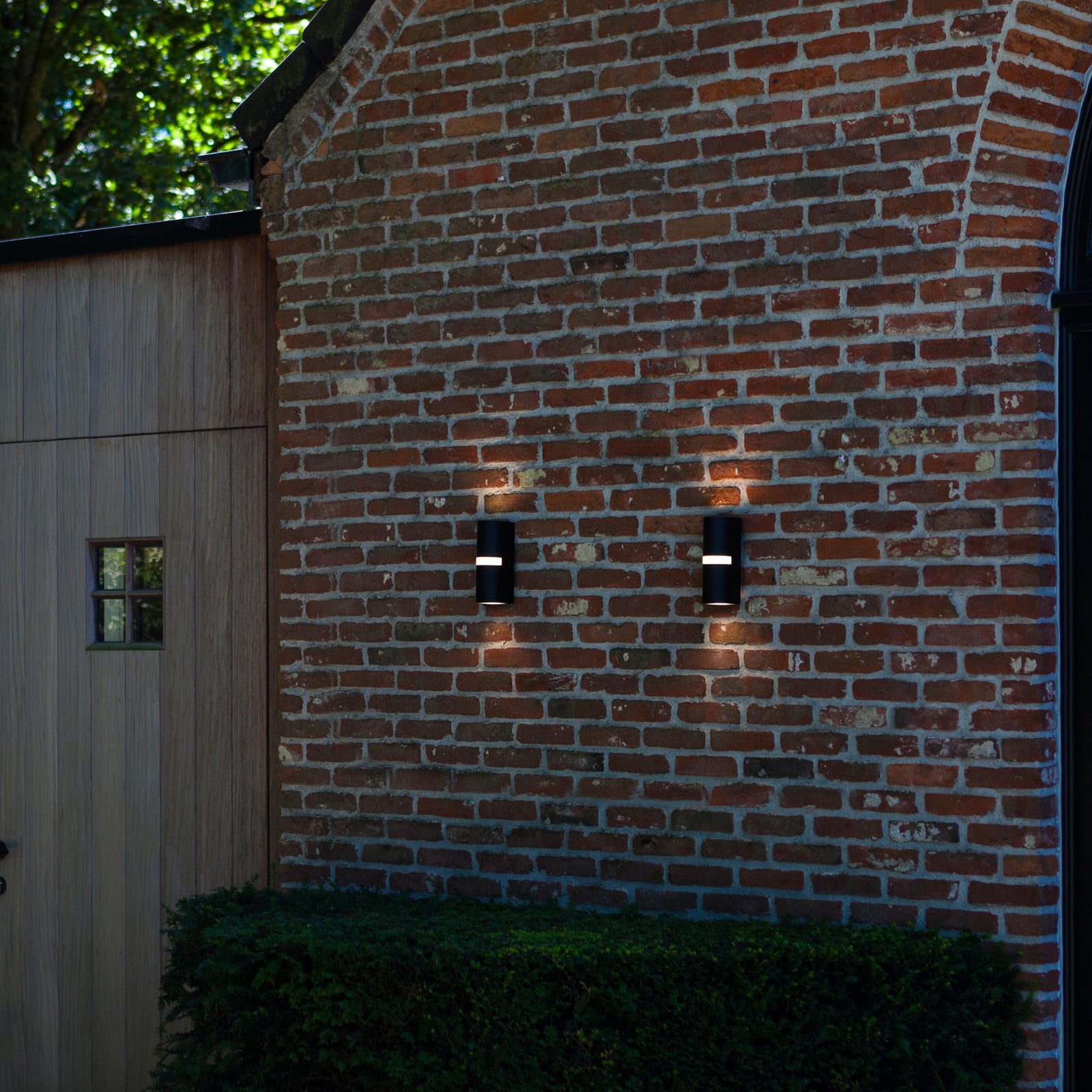 Kinkiet zewnętrzny MIKA, czarny, wysokość 19 cm, 2 x GU10, IP54