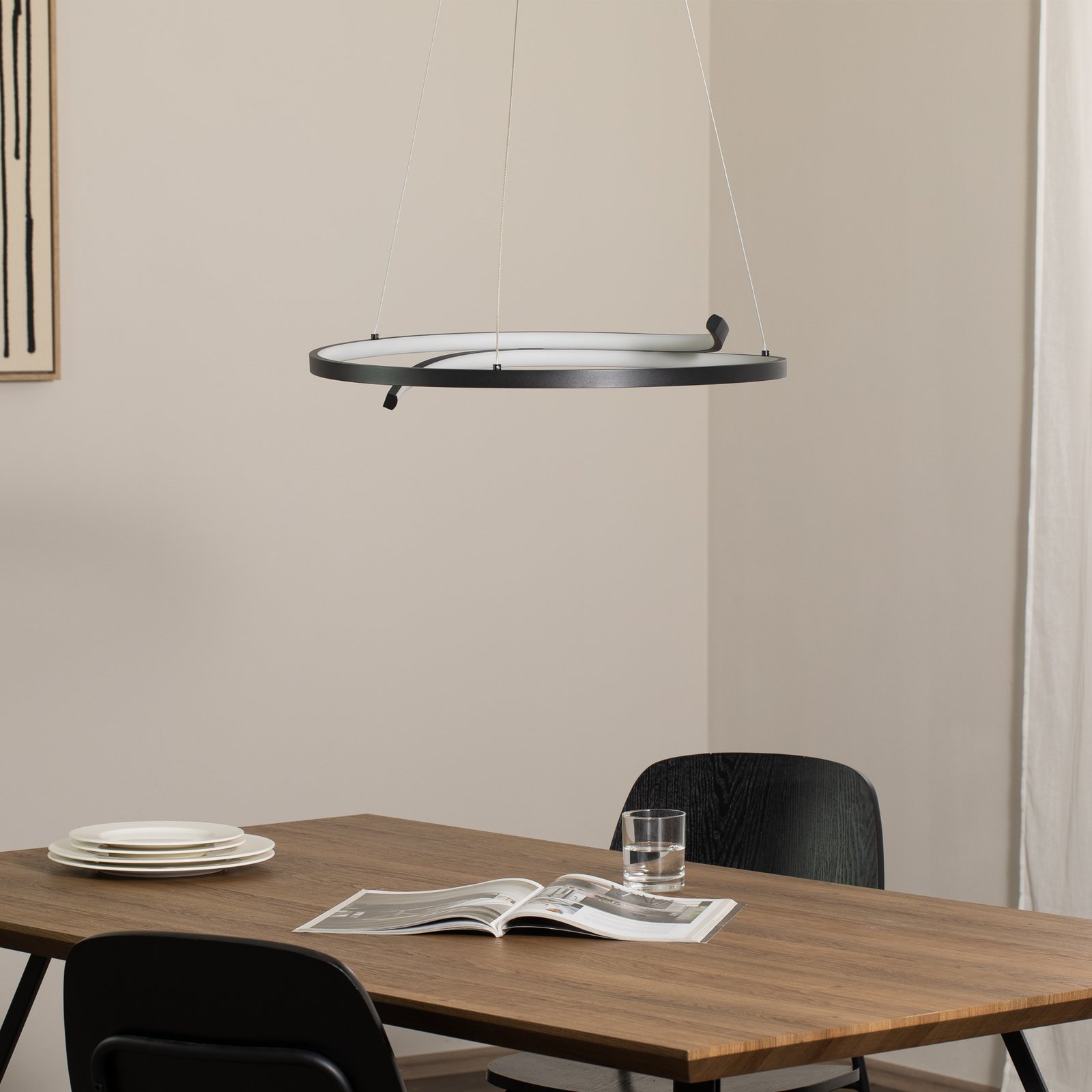 Lampă suspendată LED Lorenzo, metal, negru, 4.000 K Lampă suspendată LED Lorenzo, metal, negru, 4.000 K