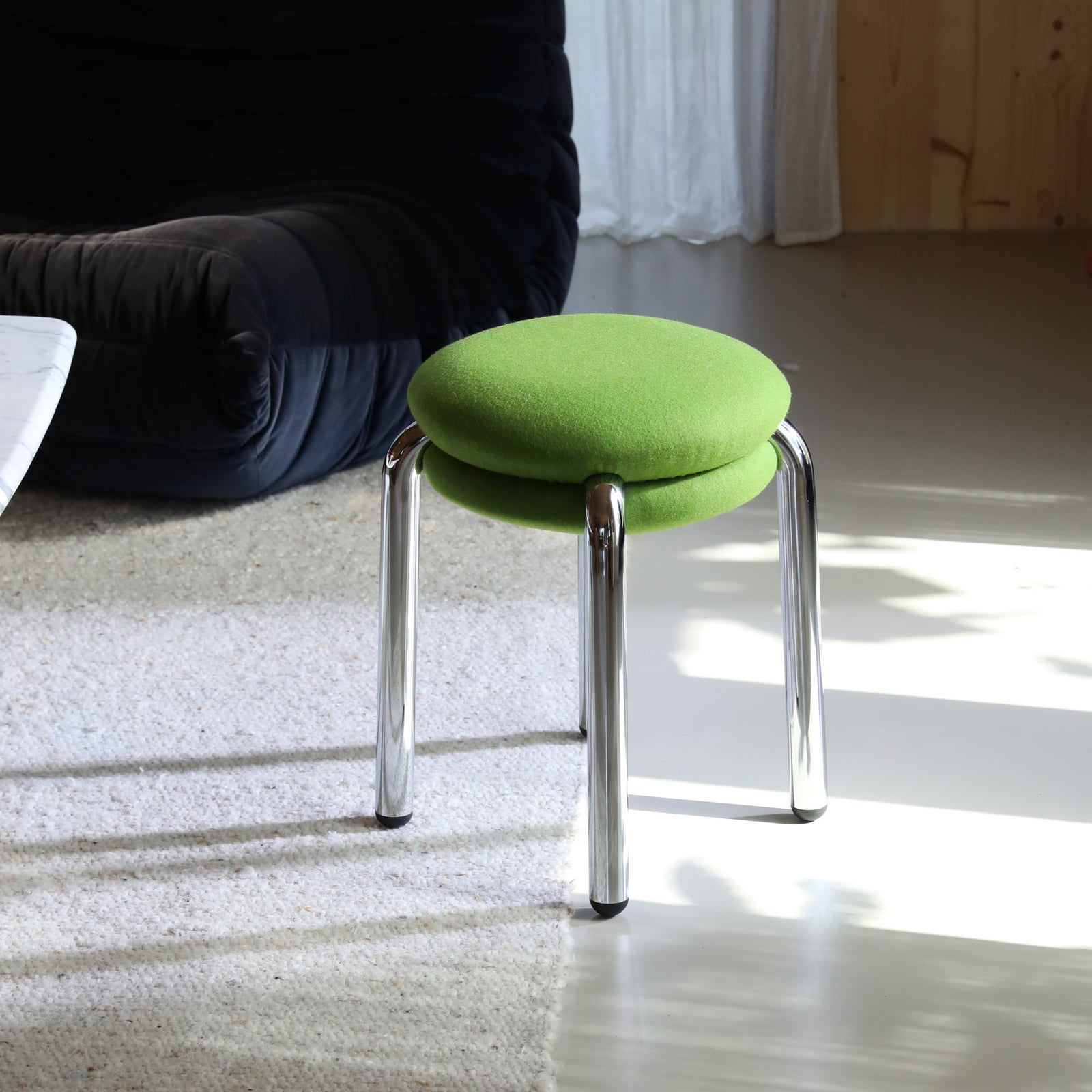 Chaise Macaron, verte/argentée, métal, hauteur 47 cm - &Klevering