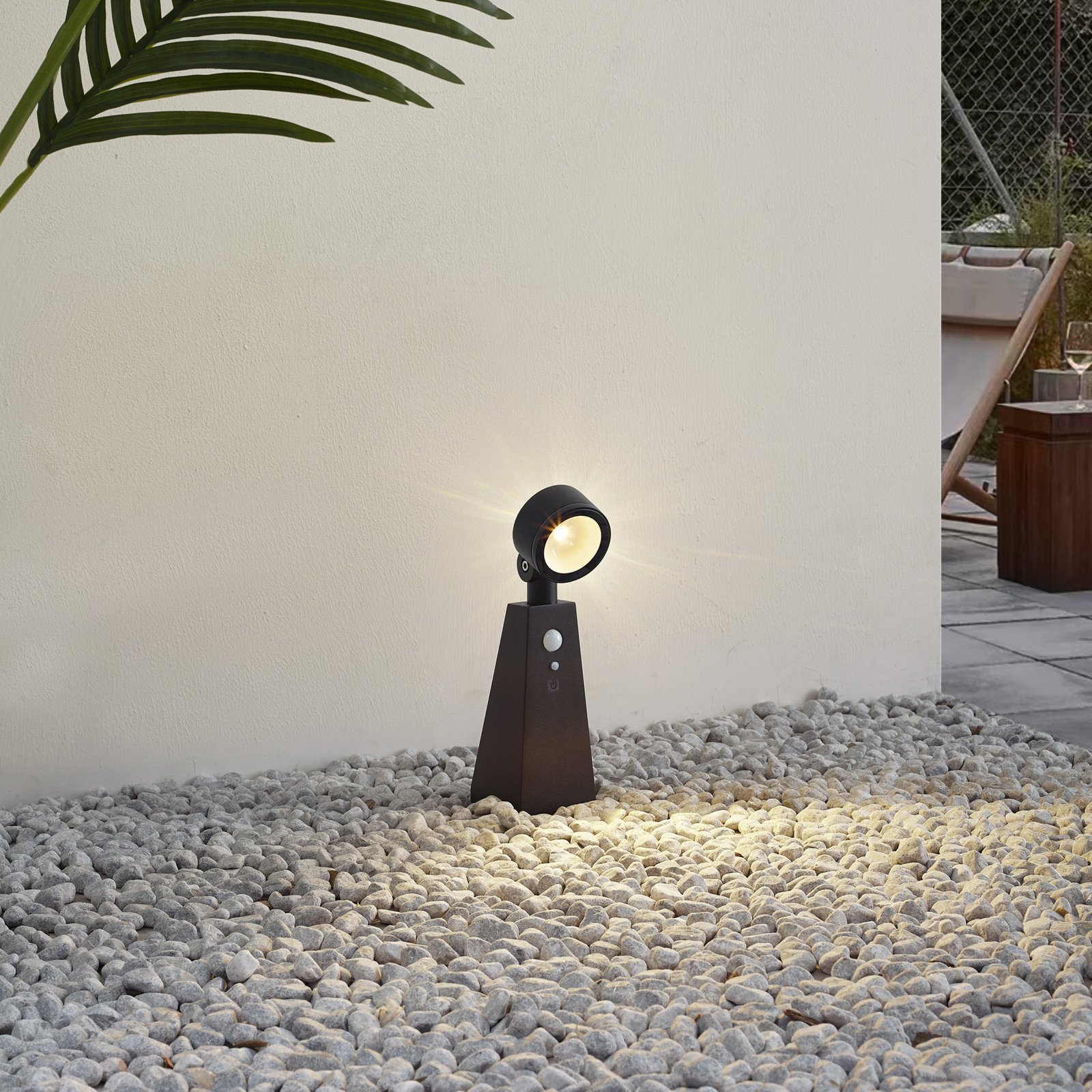 Raide LED Solarzellenlampe w/Sensor Schwarz - Lindby