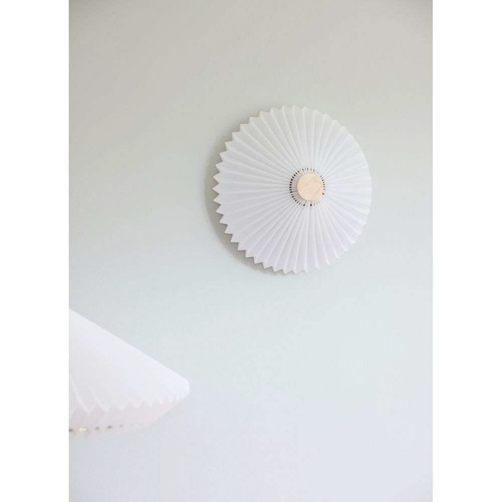 Paris Deckenleuchte Ø40 Clean White/Antique Halo Design - Messing