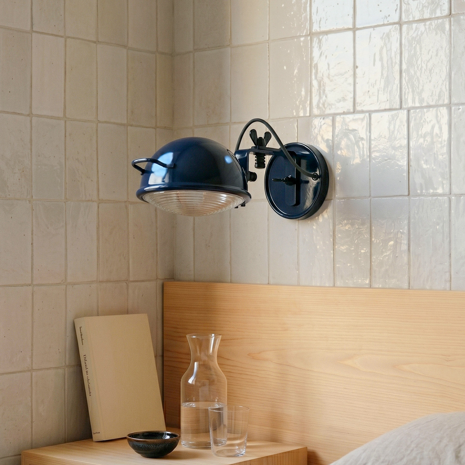 Aluminor sienas lampa „Jeep“, tumši zila, alumīnijs, stikls, tērauds, E14 Aluminor sienas lampa „Jeep“, tumši zila, alumīnijs, stikls, tērauds, E14