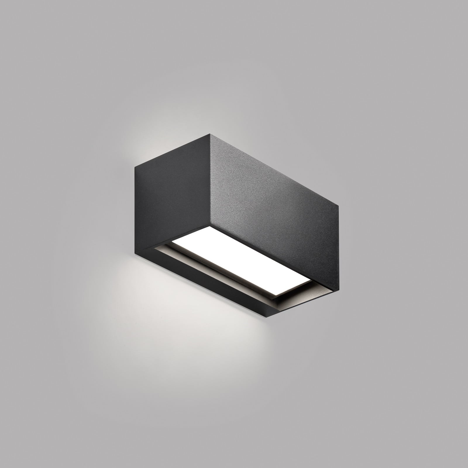 Linea W1 LED-væglampe sort 15 cm, CCT, IP54 LIGHT-POINT - Stue - Design - Aluminium - Med flere lyskilder billede